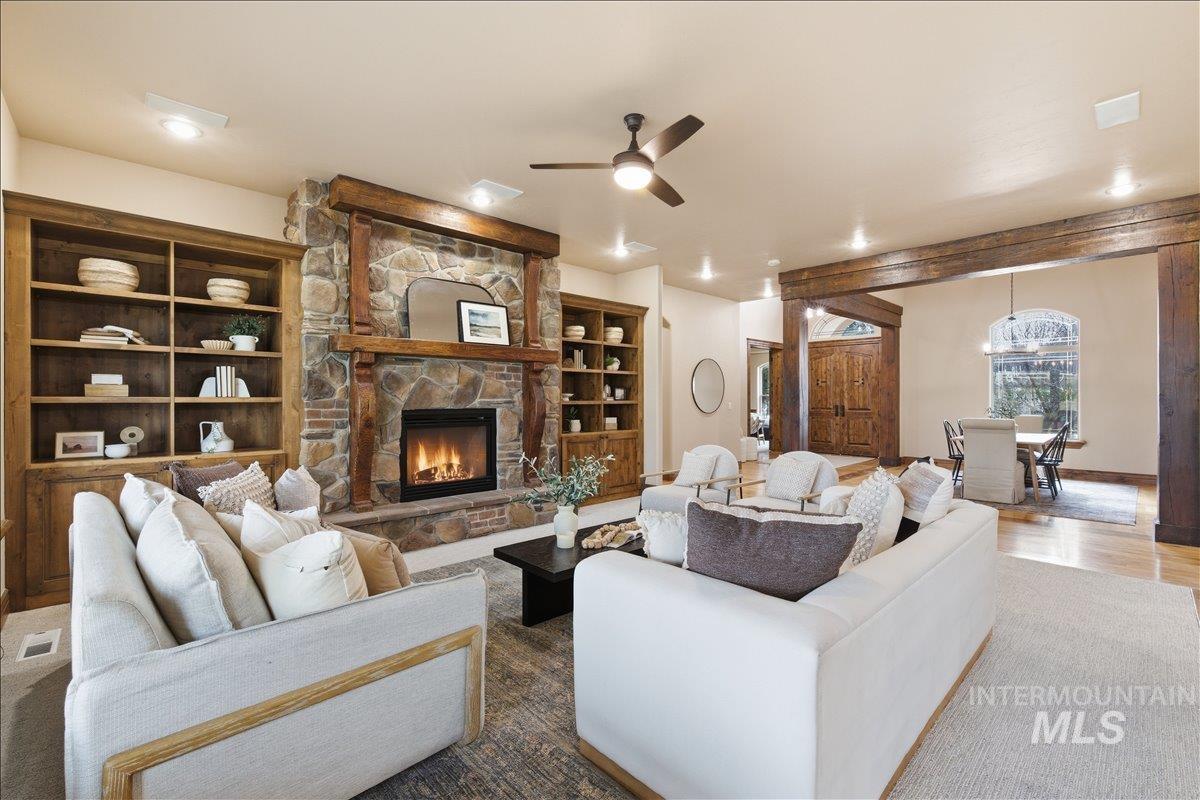 4324 W Briar Rock Ct, Eagle, Idaho 83616, 4 Bedrooms, 3.5 Bathrooms, Residential For Sale, Price $1,125,000,MLS 98977839