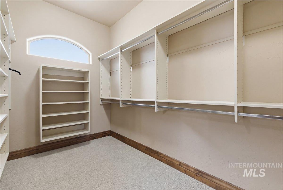 4324 W Briar Rock Ct, Eagle, Idaho 83616, 4 Bedrooms, 3.5 Bathrooms, Residential For Sale, Price $1,125,000,MLS 98977839