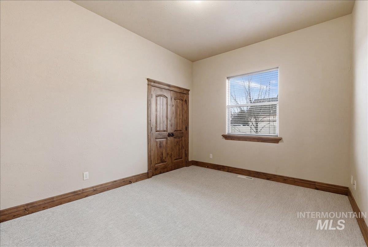 4324 W Briar Rock Ct, Eagle, Idaho 83616, 4 Bedrooms, 3.5 Bathrooms, Residential For Sale, Price $1,125,000,MLS 98977839