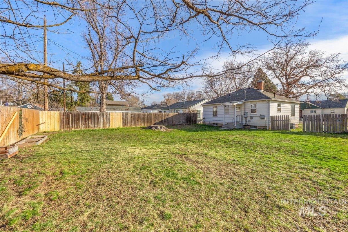 1733 S Shoshone St, Boise, Idaho 83705, 3 Bedrooms, 1 Bathroom, Residential For Sale, Price $399,900, 98977841