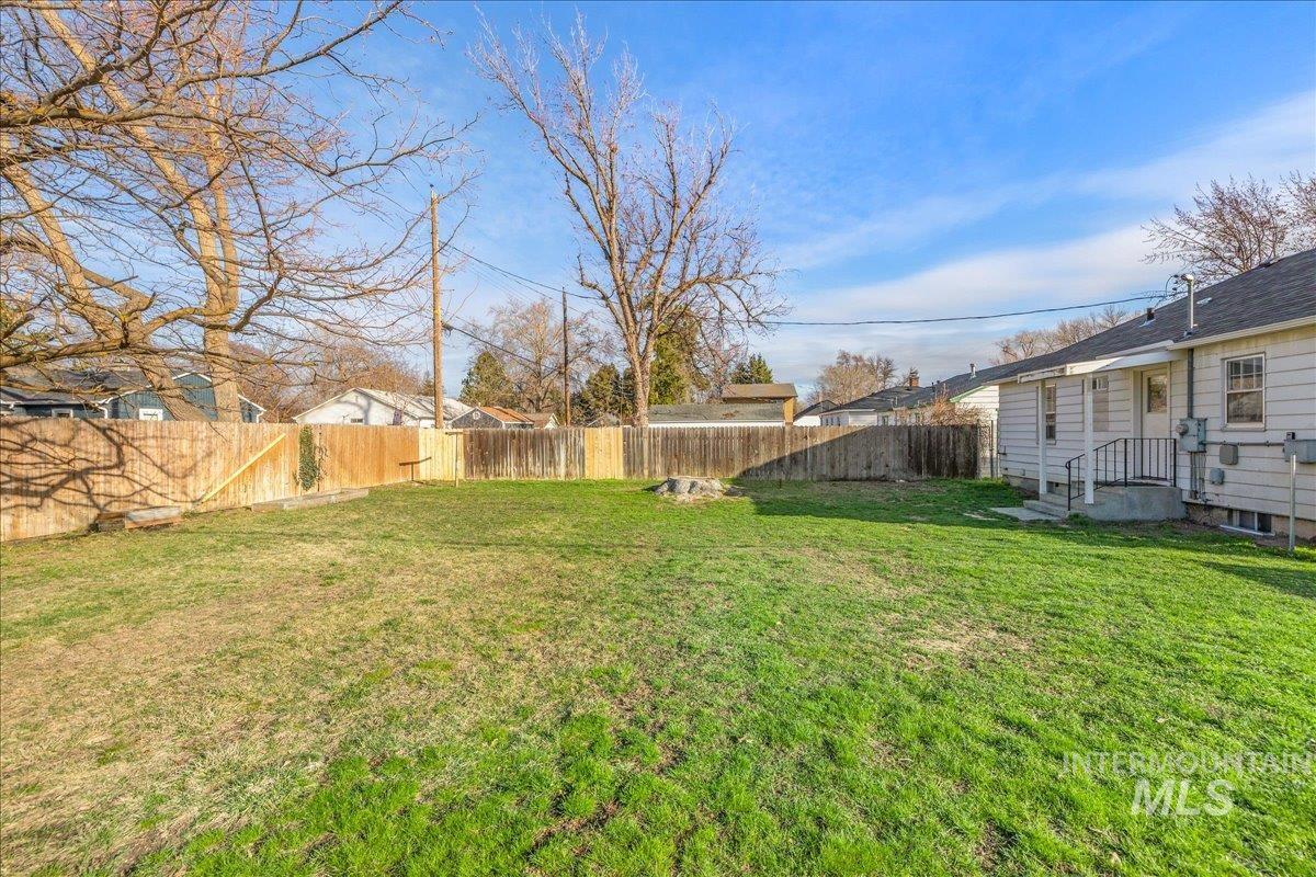 1733 S Shoshone St, Boise, Idaho 83705, 3 Bedrooms, 1 Bathroom, Residential For Sale, Price $399,900, 98977841