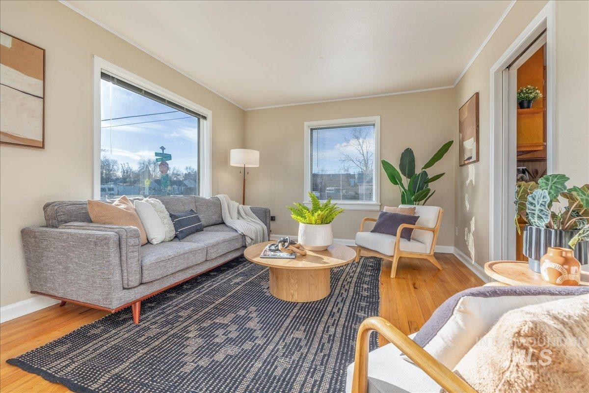 1733 S Shoshone St, Boise, Idaho 83705, 3 Bedrooms, 1 Bathroom, Residential For Sale, Price $399,900, 98977841