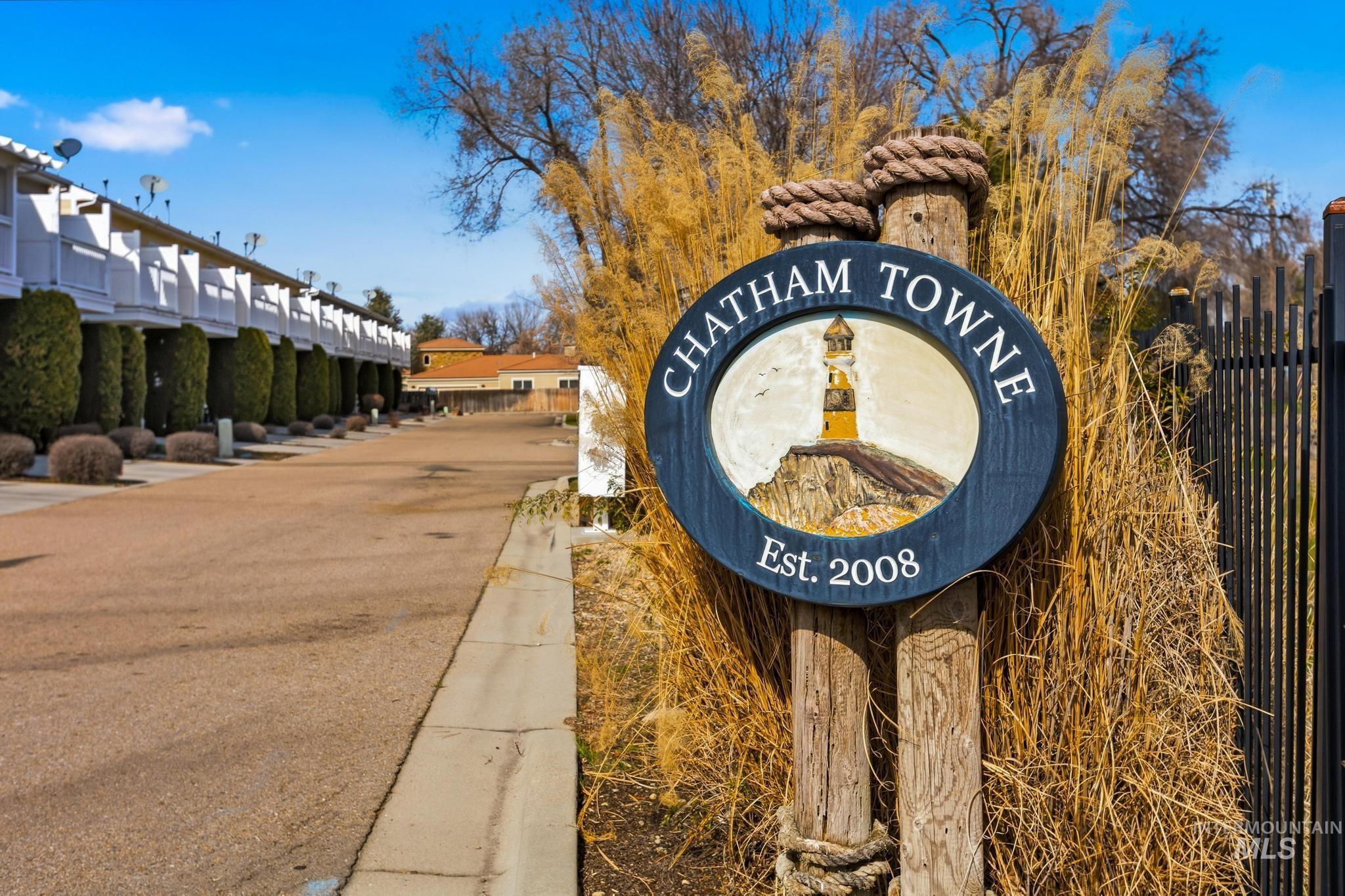 4360 N Five Mile Rd., Boise, Idaho 83713, 2 Bedrooms, 2.5 Bathrooms, Residential For Sale, Price $349,990,MLS 98977843