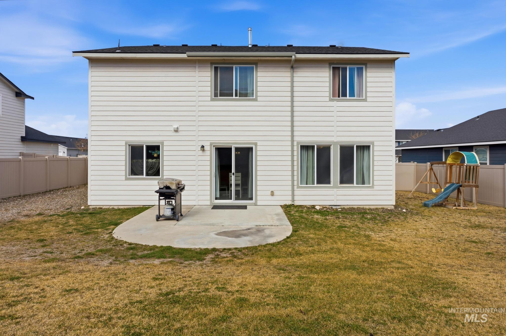 11455 W Meliadine River, Nampa, Idaho 83686, 4 Bedrooms, 2.5 Bathrooms, Residential For Sale, Price $399,900,MLS 98977844