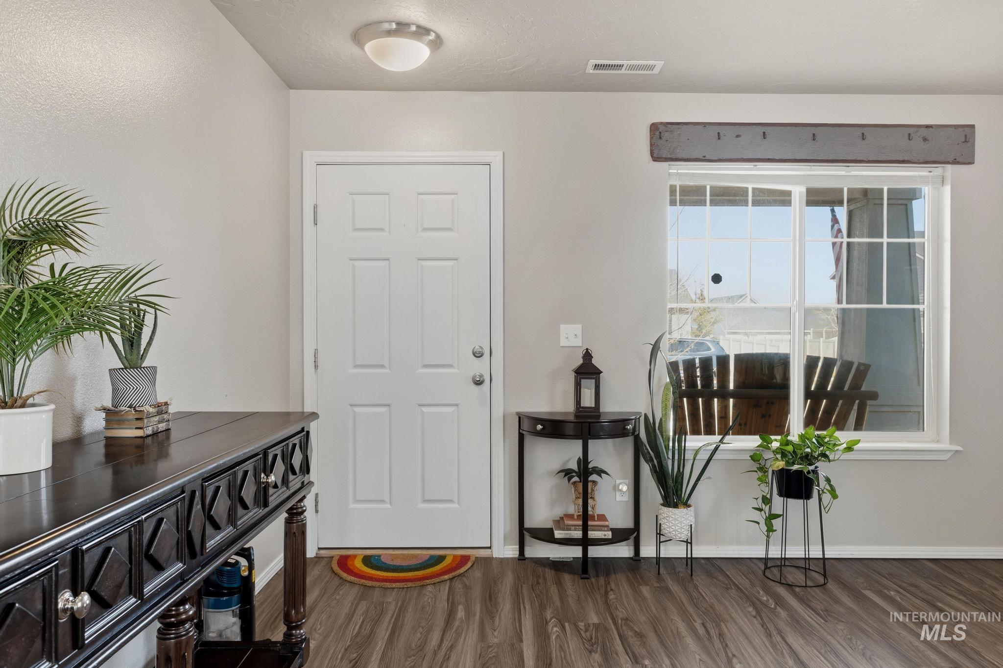 11455 W Meliadine River, Nampa, Idaho 83686, 4 Bedrooms, 2.5 Bathrooms, Residential For Sale, Price $399,900,MLS 98977844