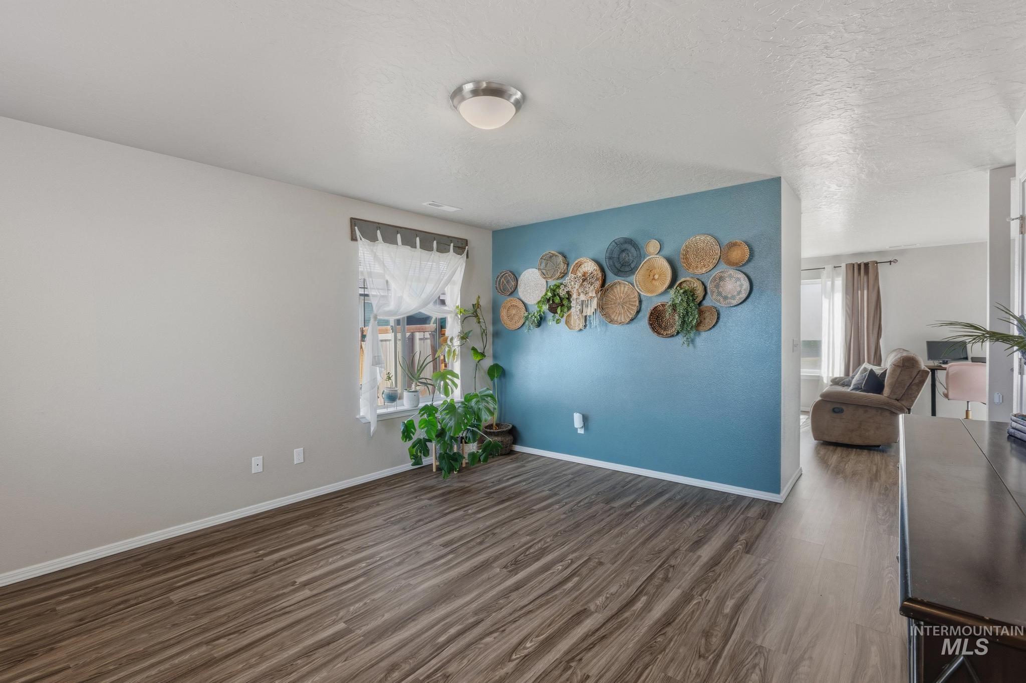 11455 W Meliadine River, Nampa, Idaho 83686, 4 Bedrooms, 2.5 Bathrooms, Residential For Sale, Price $399,900,MLS 98977844