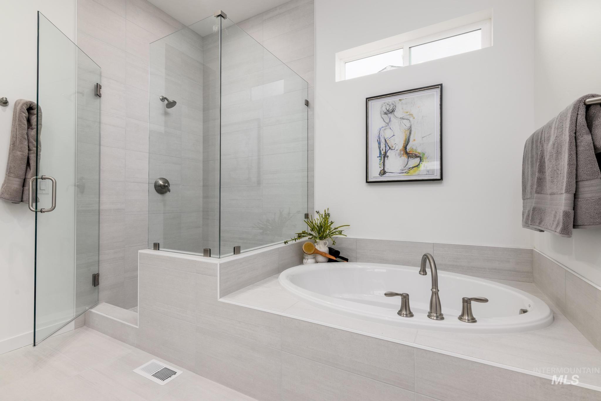 3758 N Kelseyville Way, Star, Idaho 83669, 5 Bedrooms, 3.5 Bathrooms, Residential For Sale, Price $799,000,MLS 98977845