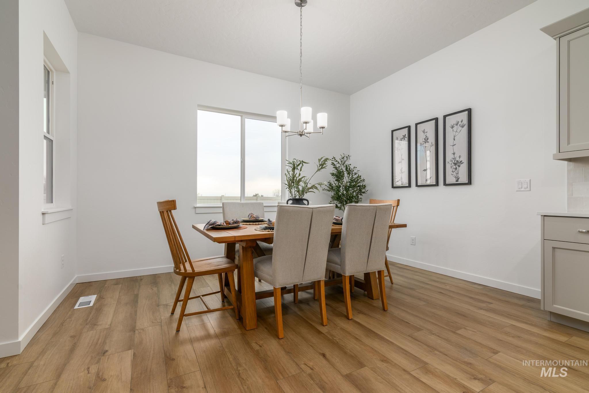 3758 N Kelseyville Way, Star, Idaho 83669, 5 Bedrooms, 3.5 Bathrooms, Residential For Sale, Price $799,000,MLS 98977845