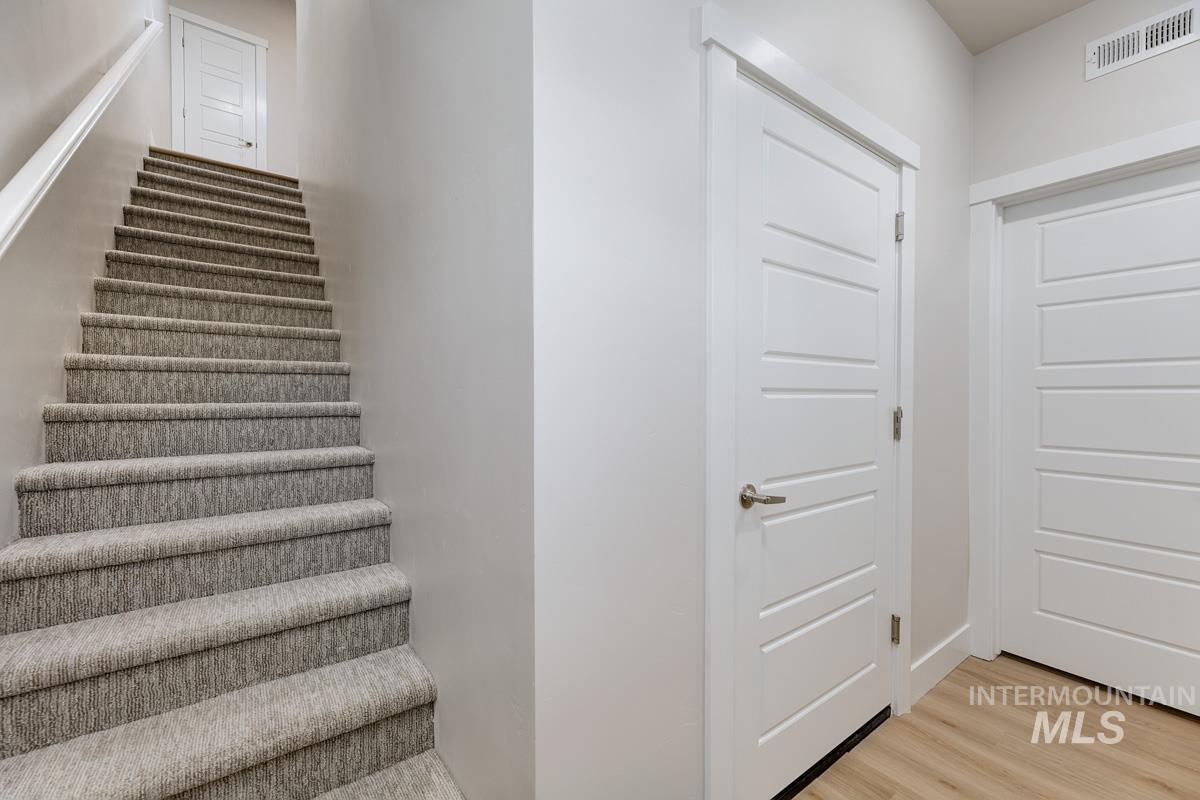 2281-2299 N Shaelyn, Boise, Idaho 83713, 3 Bedrooms, 2.5 Bathrooms, Residential Income For Sale, Price $1,580,000,MLS 98977846