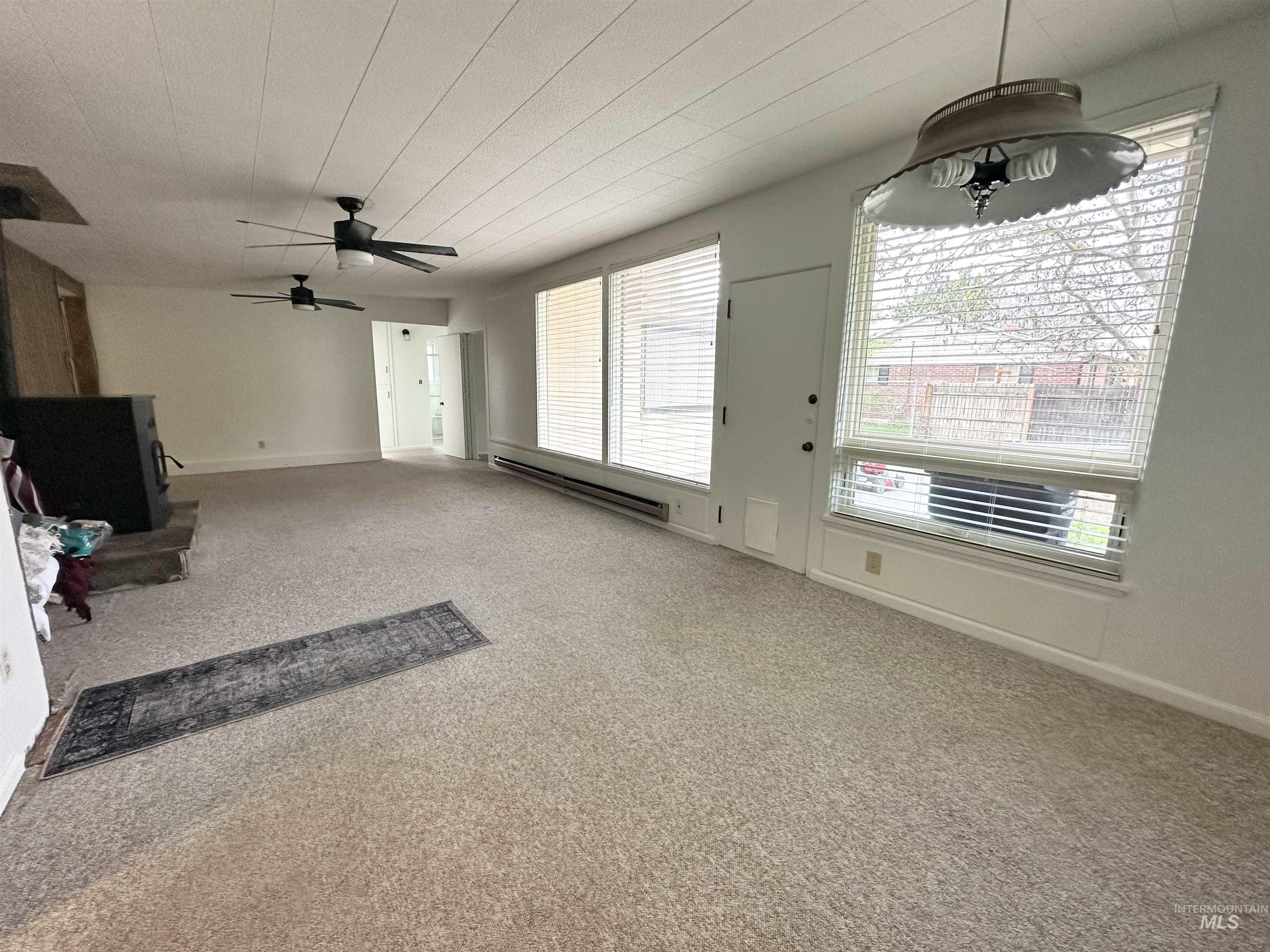 455 Sunrise Blvd N, Twin Falls, Idaho 83301-4941, 4 Bedrooms, 1.5 Bathrooms, Residential For Sale, Price $314,999,MLS 98977848