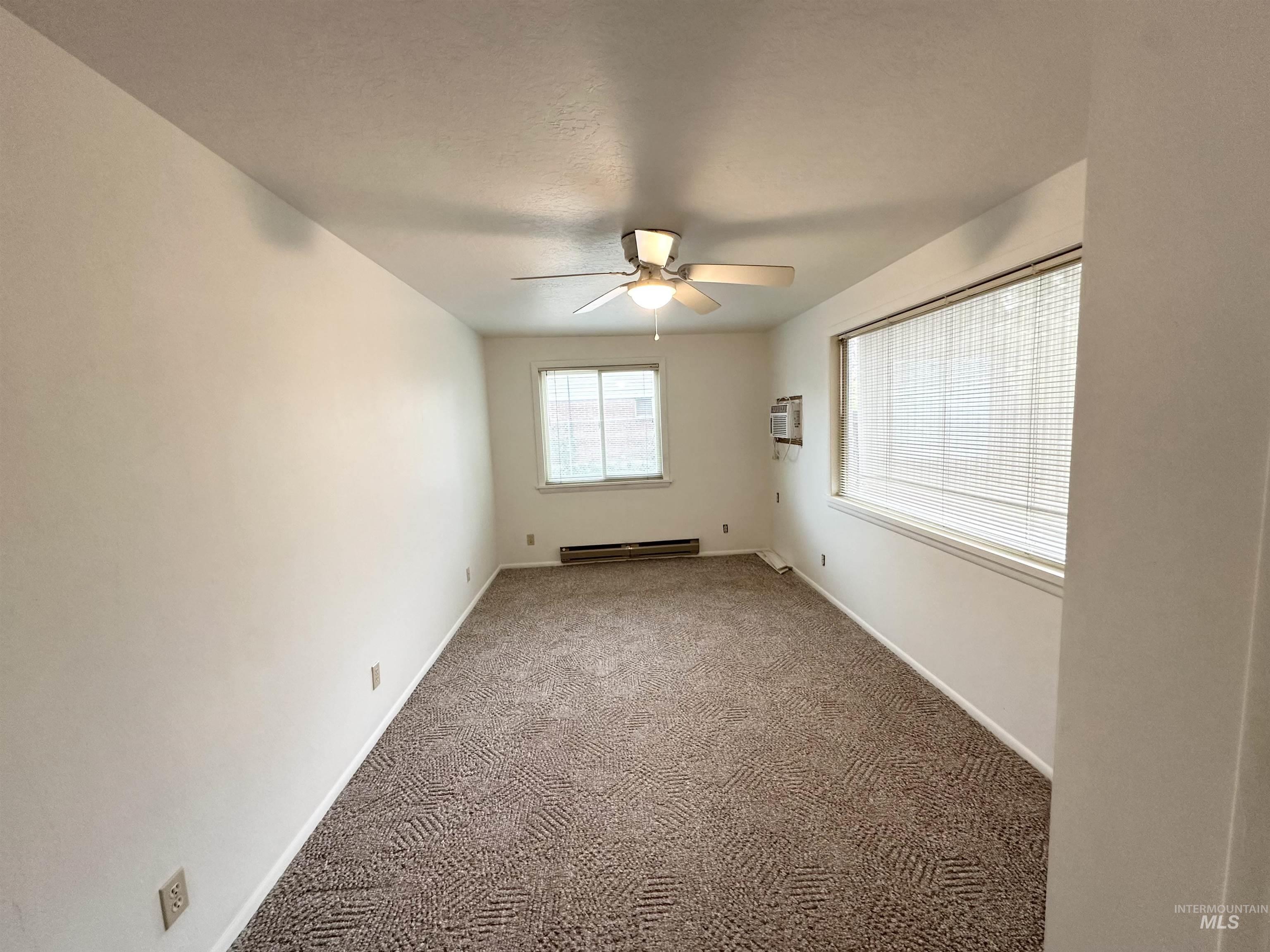 455 Sunrise Blvd N, Twin Falls, Idaho 83301-4941, 4 Bedrooms, 1.5 Bathrooms, Residential For Sale, Price $314,999,MLS 98977848