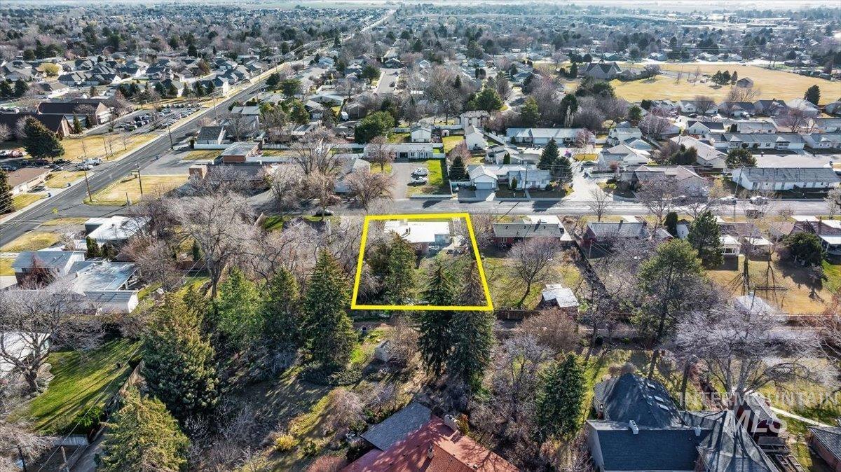 455 Sunrise Blvd N, Twin Falls, Idaho 83301-4941, 4 Bedrooms, 1.5 Bathrooms, Residential For Sale, Price $324,999,MLS 98977848