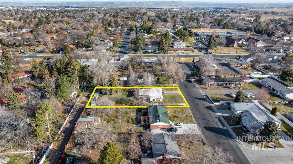 455 Sunrise Blvd N, Twin Falls, Idaho 83301-4941, 4 Bedrooms, 1.5 Bathrooms, Residential For Sale, Price $314,999,MLS 98977848