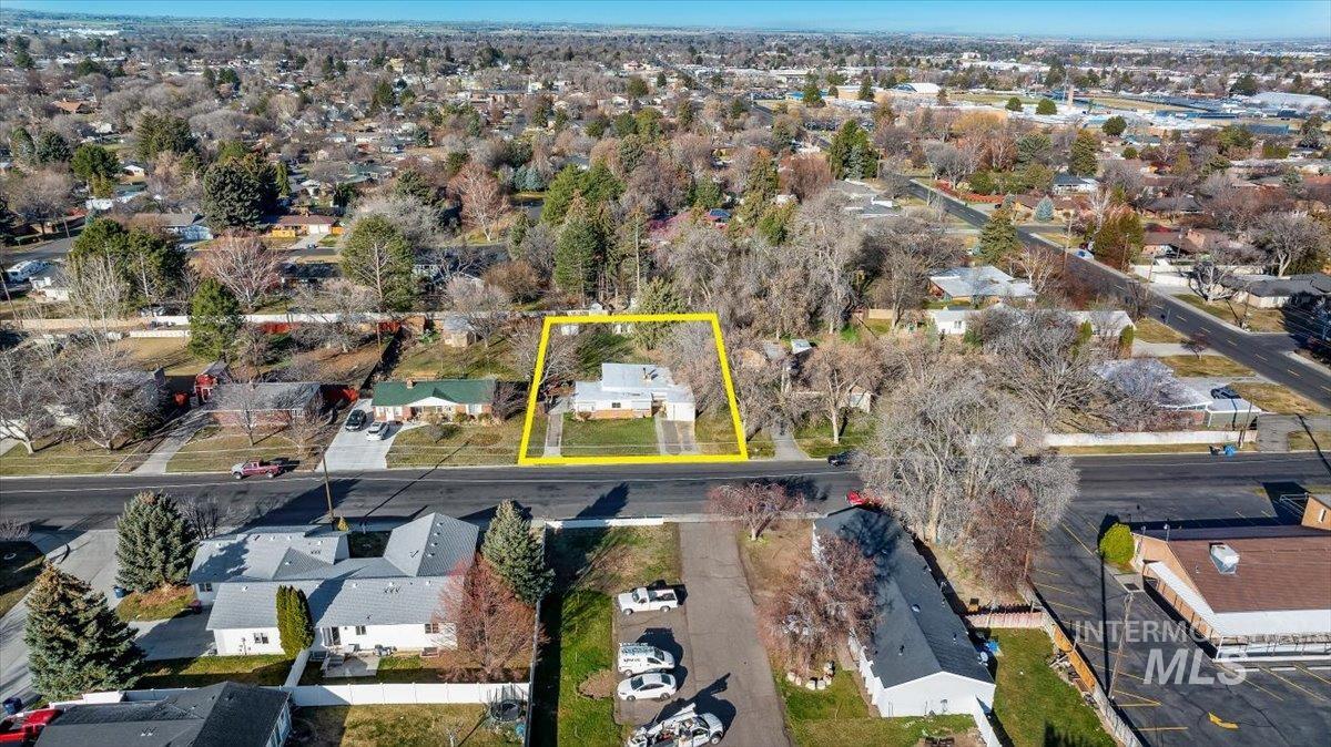 455 Sunrise Blvd N, Twin Falls, Idaho 83301-4941, 4 Bedrooms, 1.5 Bathrooms, Residential For Sale, Price $314,999,MLS 98977848