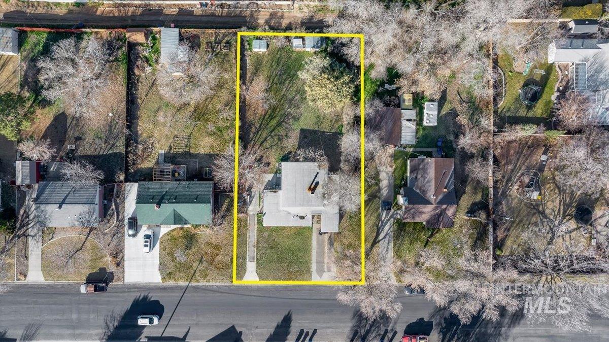 455 Sunrise Blvd N, Twin Falls, Idaho 83301-4941, 4 Bedrooms, 1.5 Bathrooms, Residential For Sale, Price $314,999,MLS 98977848