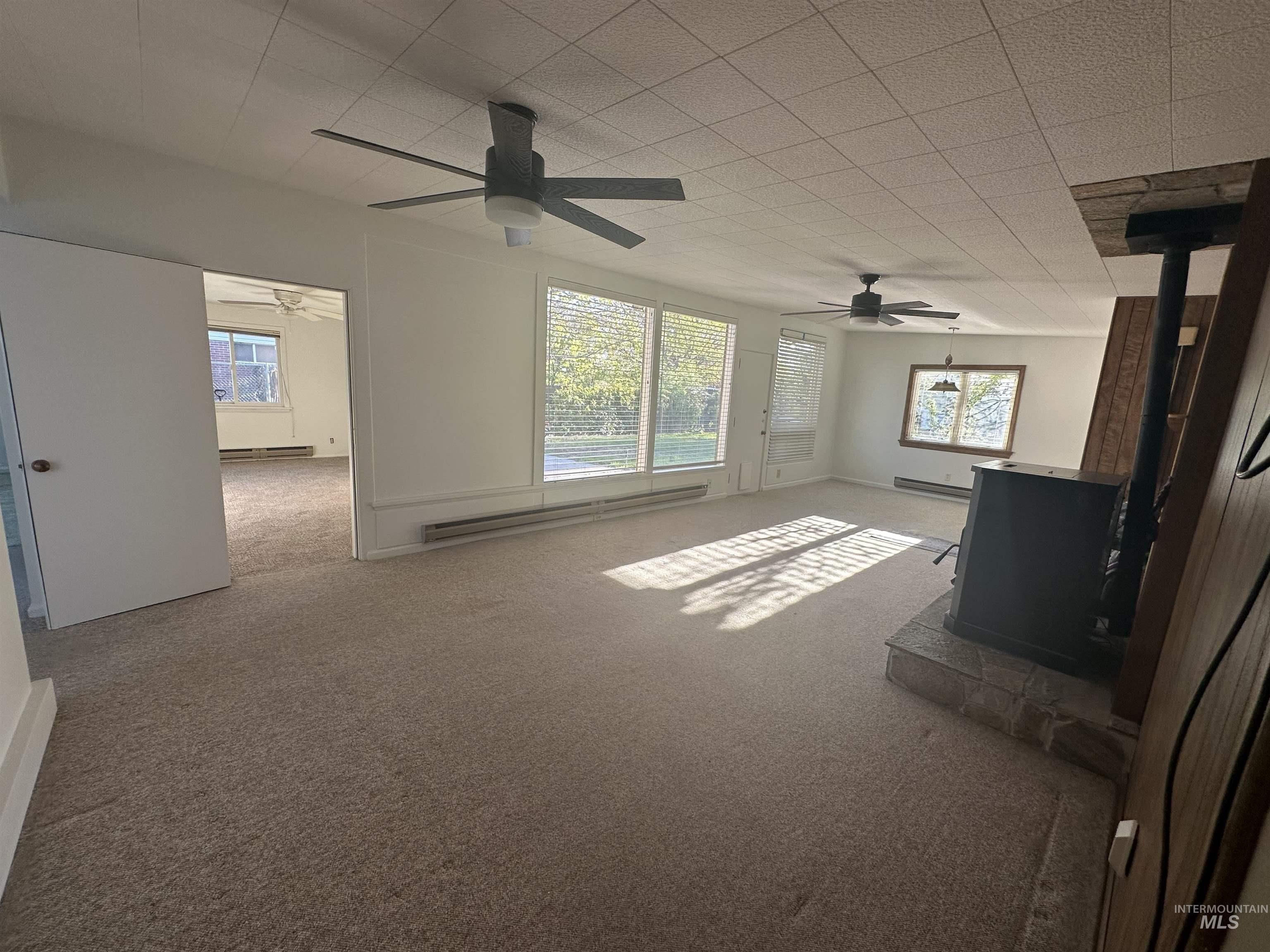 455 Sunrise Blvd N, Twin Falls, Idaho 83301-4941, 4 Bedrooms, 1.5 Bathrooms, Residential For Sale, Price $314,999,MLS 98977848