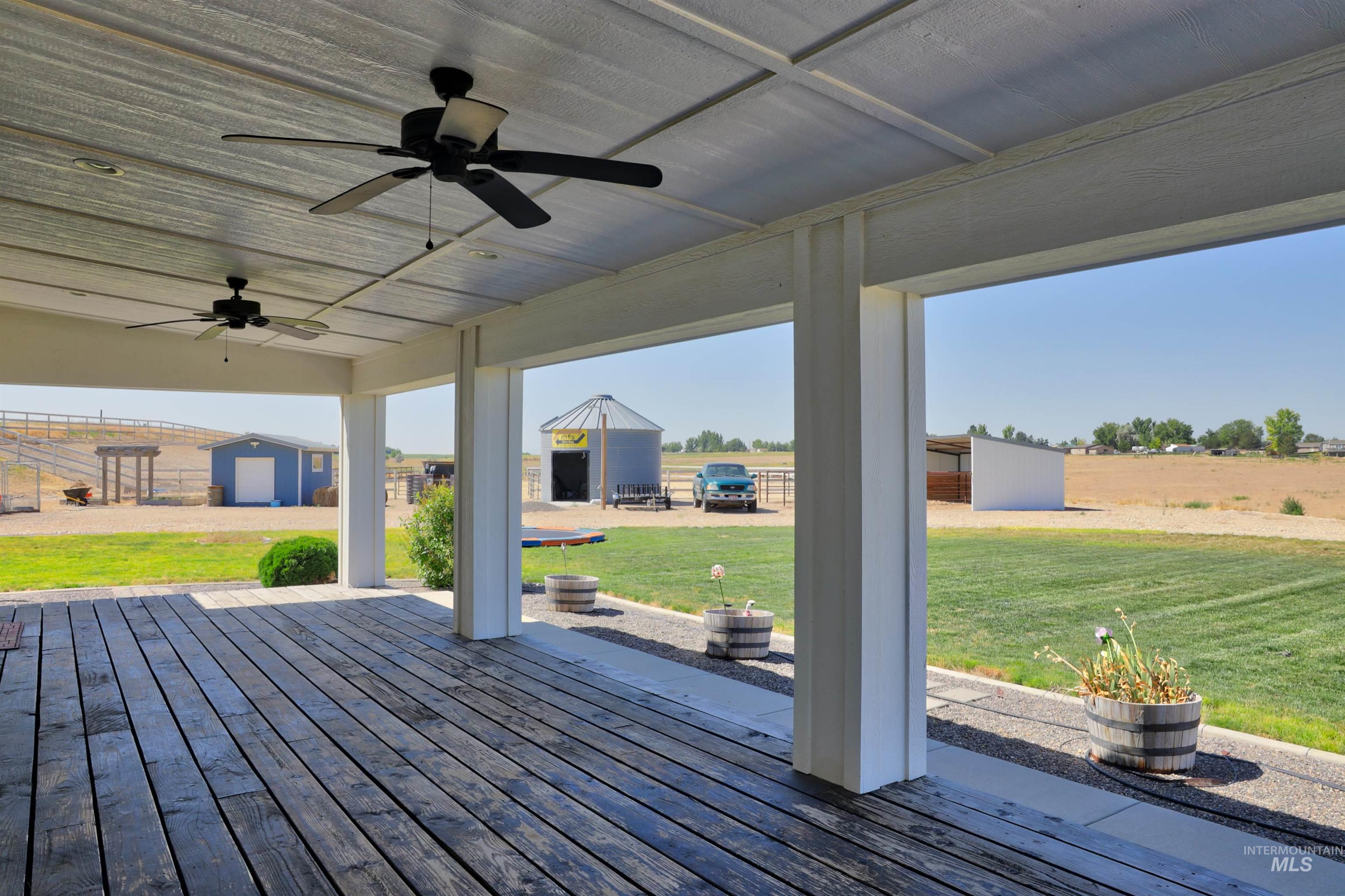 29492 Farmway, Caldwell, Idaho 83607, 4 Bedrooms, 2 Bathrooms, Residential For Sale, Price $625,000,MLS 98977850