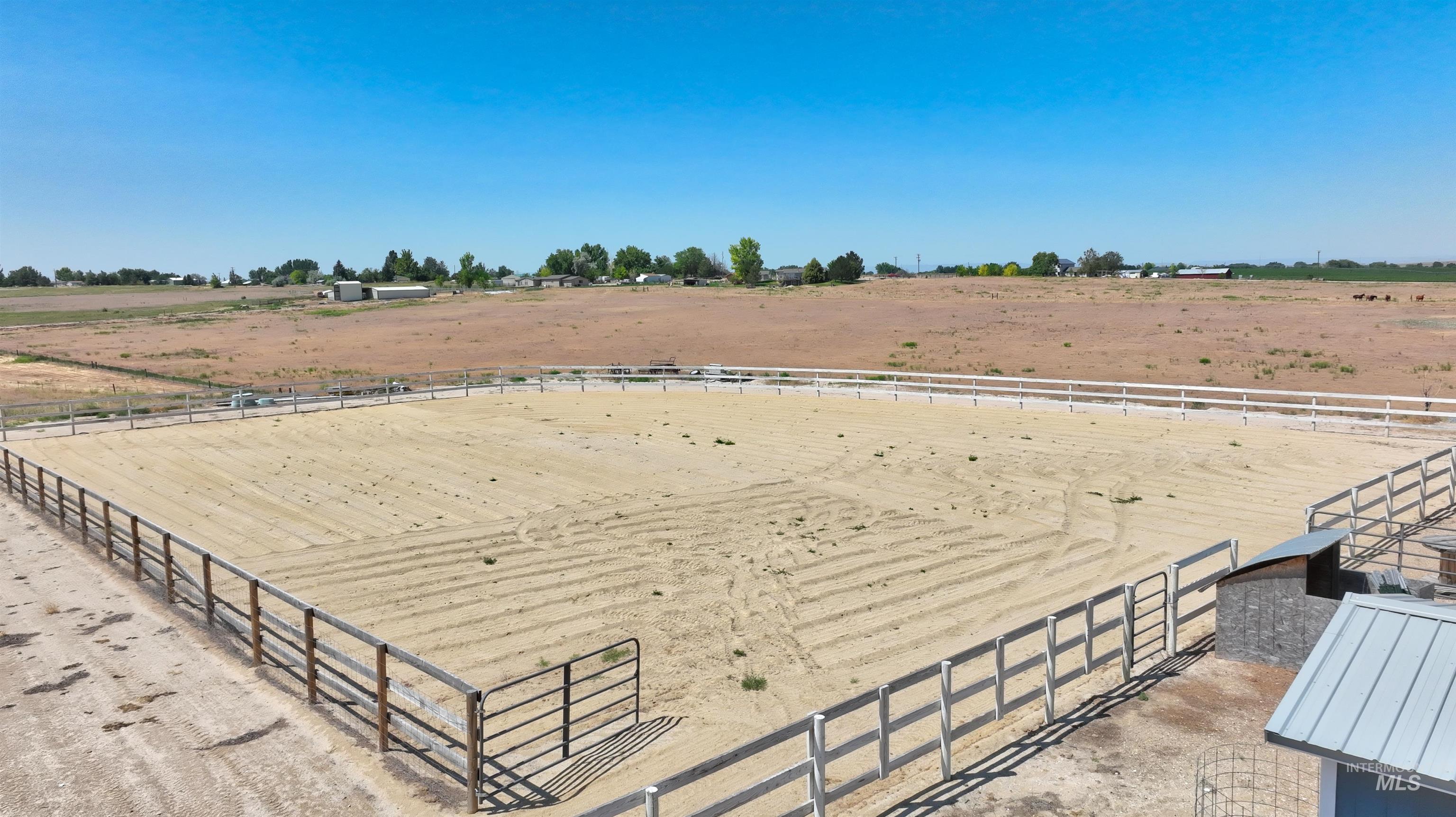 29492 Farmway, Caldwell, Idaho 83607, 4 Bedrooms, 2 Bathrooms, Residential For Sale, Price $625,000,MLS 98977850