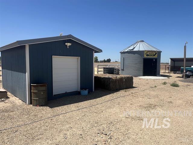 29492 Farmway, Caldwell, Idaho 83607, 4 Bedrooms, 2 Bathrooms, Residential For Sale, Price $625,000,MLS 98977850