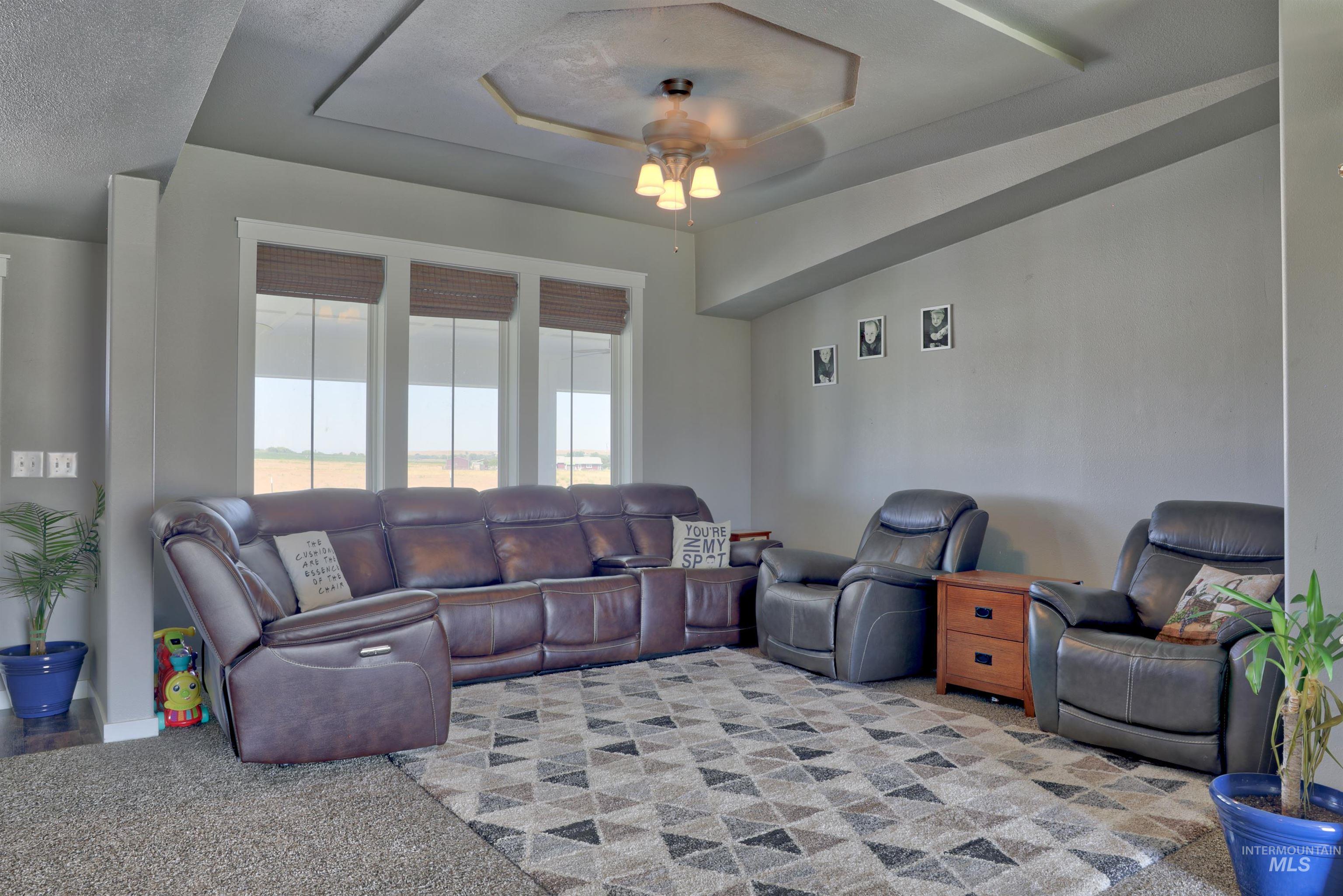 29492 Farmway, Caldwell, Idaho 83607, 4 Bedrooms, 2 Bathrooms, Residential For Sale, Price $625,000,MLS 98977850