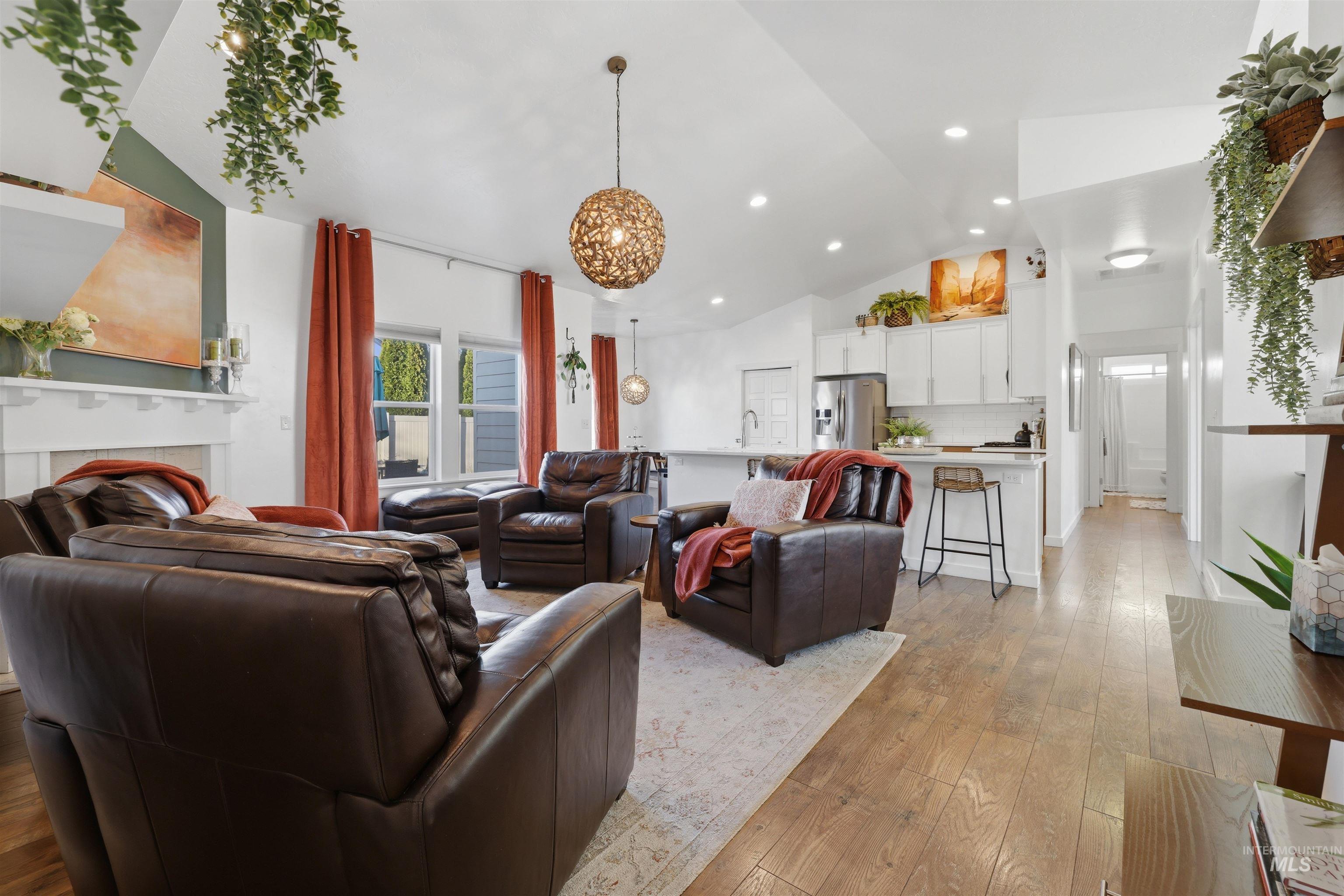 973 E Yaquina Bay dr., Nampa, Idaho 83686, 4 Bedrooms, 3 Bathrooms, Residential For Sale, Price $465,000,MLS 98977852