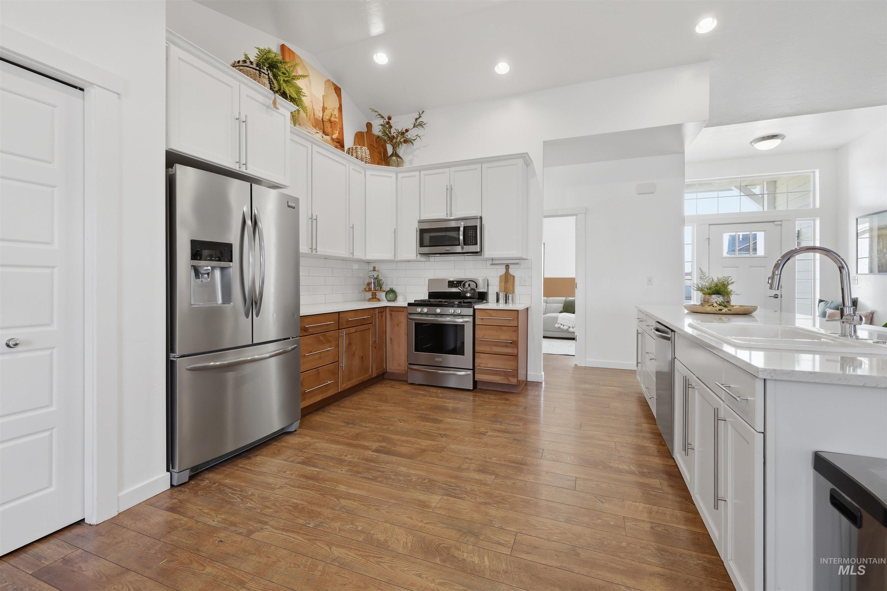 973 E Yaquina Bay dr., Nampa, Idaho 83686, 4 Bedrooms, 3 Bathrooms, Residential For Sale, Price $465,000,MLS 98977852