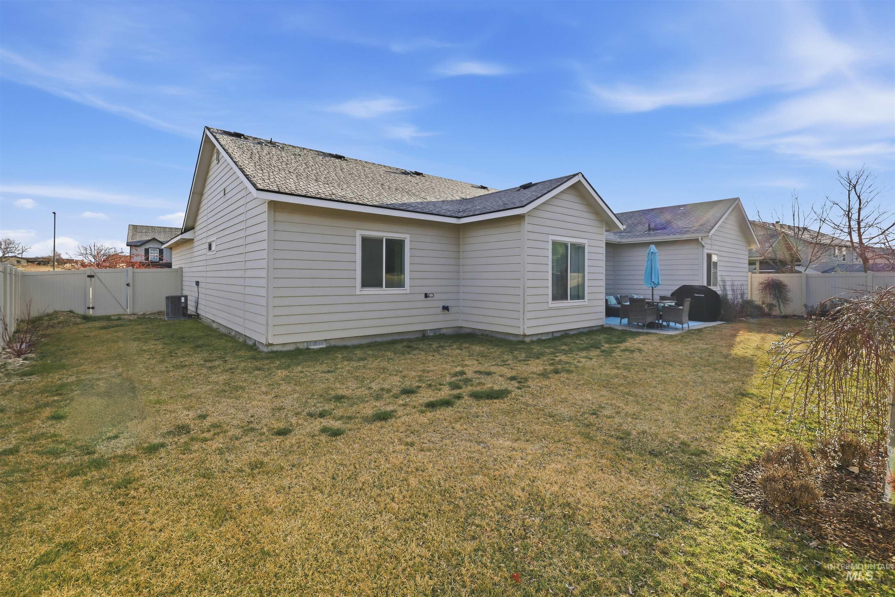 973 E Yaquina Bay dr., Nampa, Idaho 83686, 4 Bedrooms, 3 Bathrooms, Residential For Sale, Price $465,000,MLS 98977852