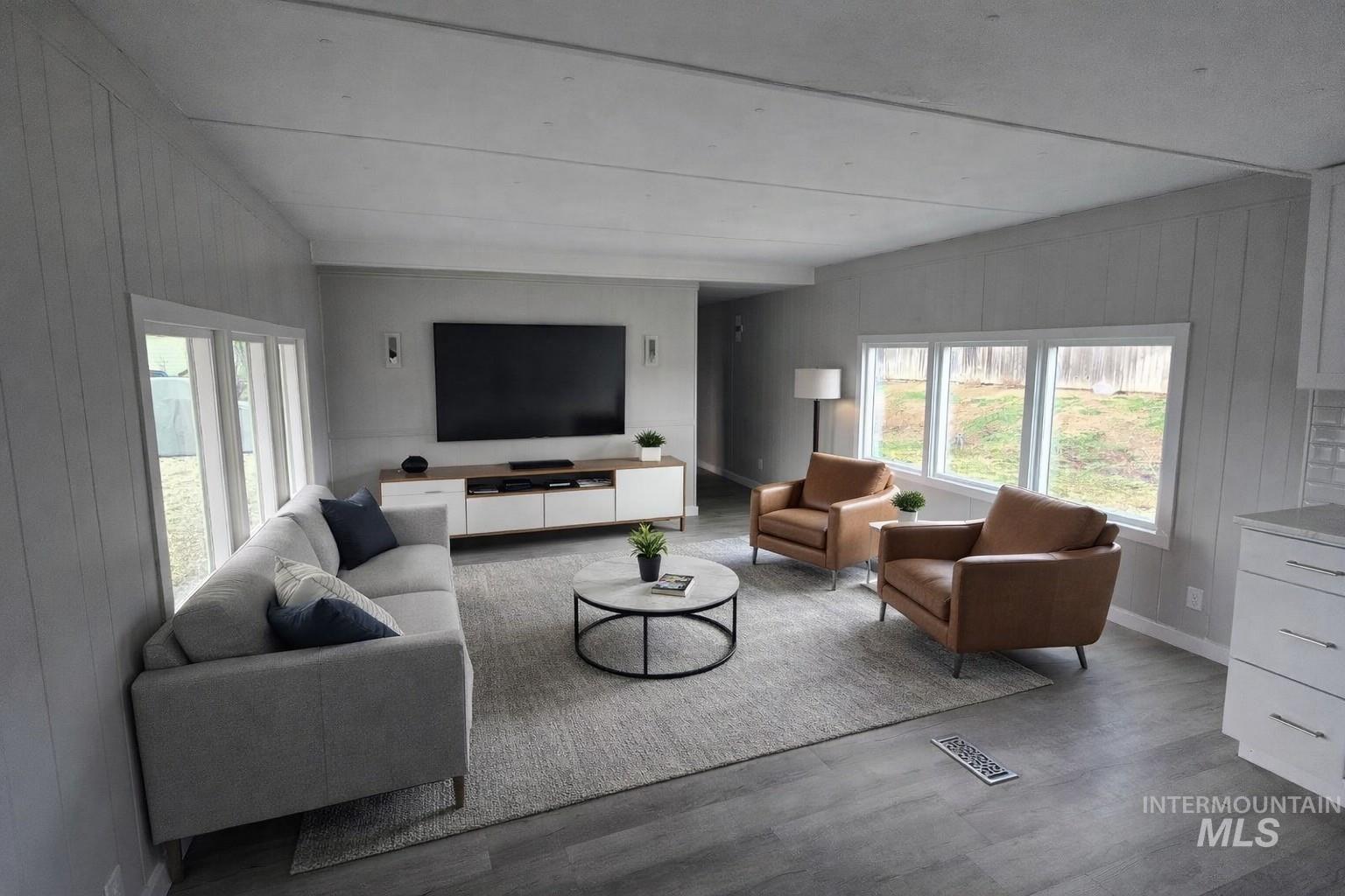 5015 E Ustick Rd., Caldwell, Idaho 83605, 3 Bedrooms, 1.5 Bathrooms, Residential For Sale, Price $102,900,MLS 98977853