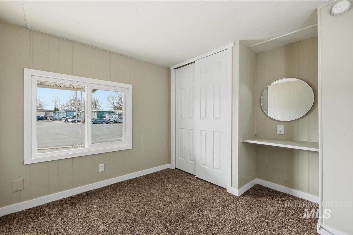 5015 E Ustick Rd., Caldwell, Idaho 83605, 3 Bedrooms, 1.5 Bathrooms, Residential For Sale, Price $102,900,MLS 98977853