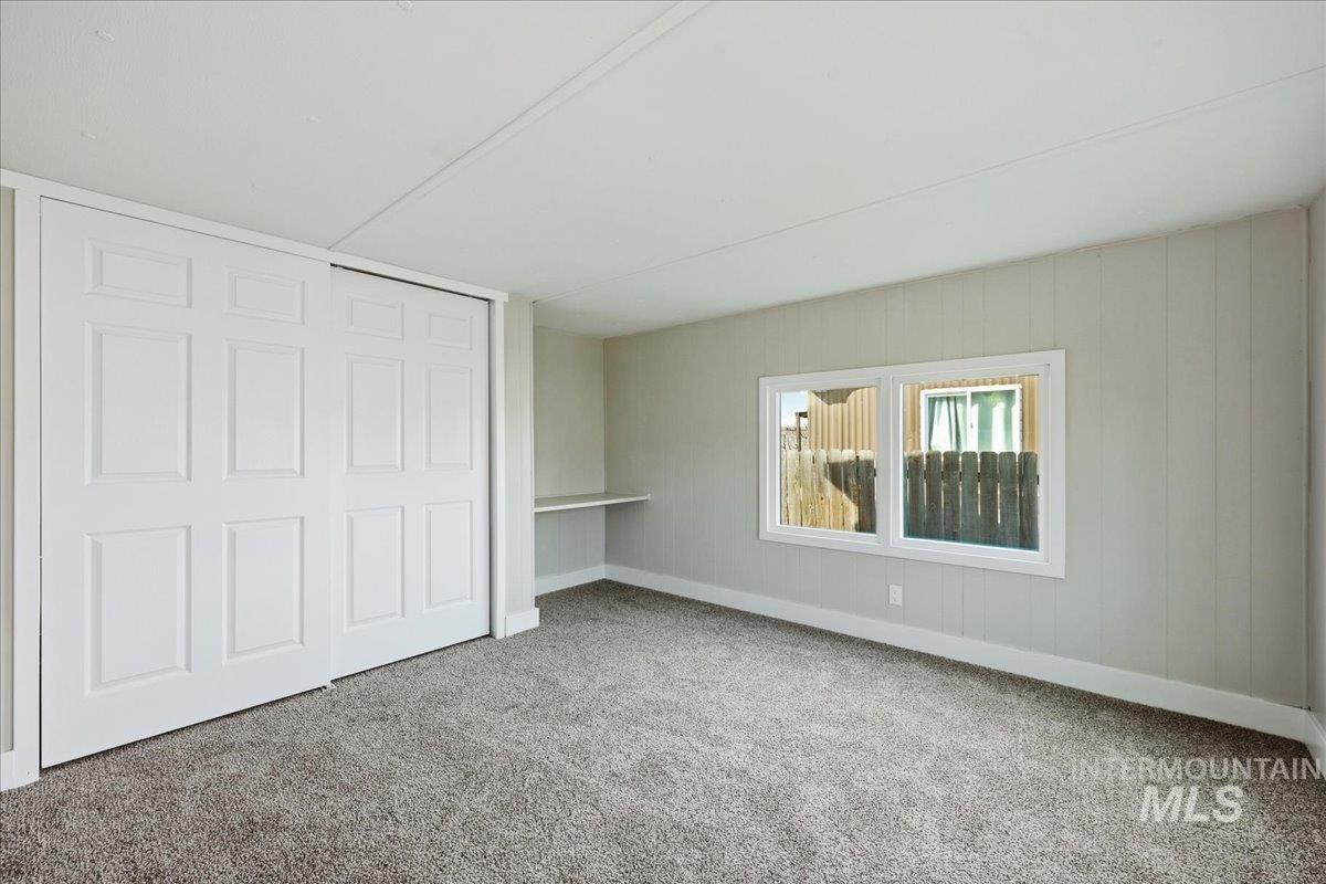 5015 E Ustick Rd., Caldwell, Idaho 83605, 3 Bedrooms, 1.5 Bathrooms, Residential For Sale, Price $102,900,MLS 98977853