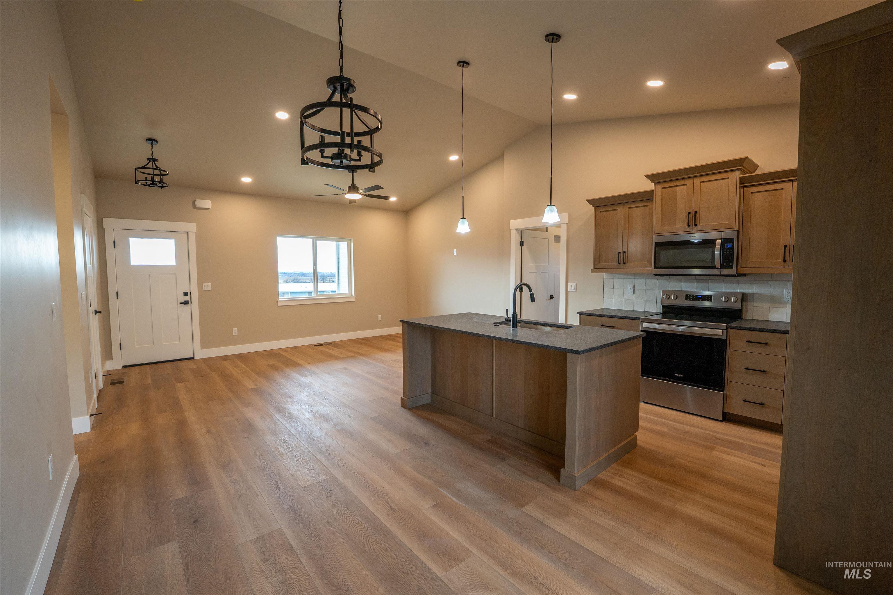 2198 ID-52, Payette, Idaho 83661, 3 Bedrooms, 2 Bathrooms, Residential For Sale, Price $489,900,MLS 98977854