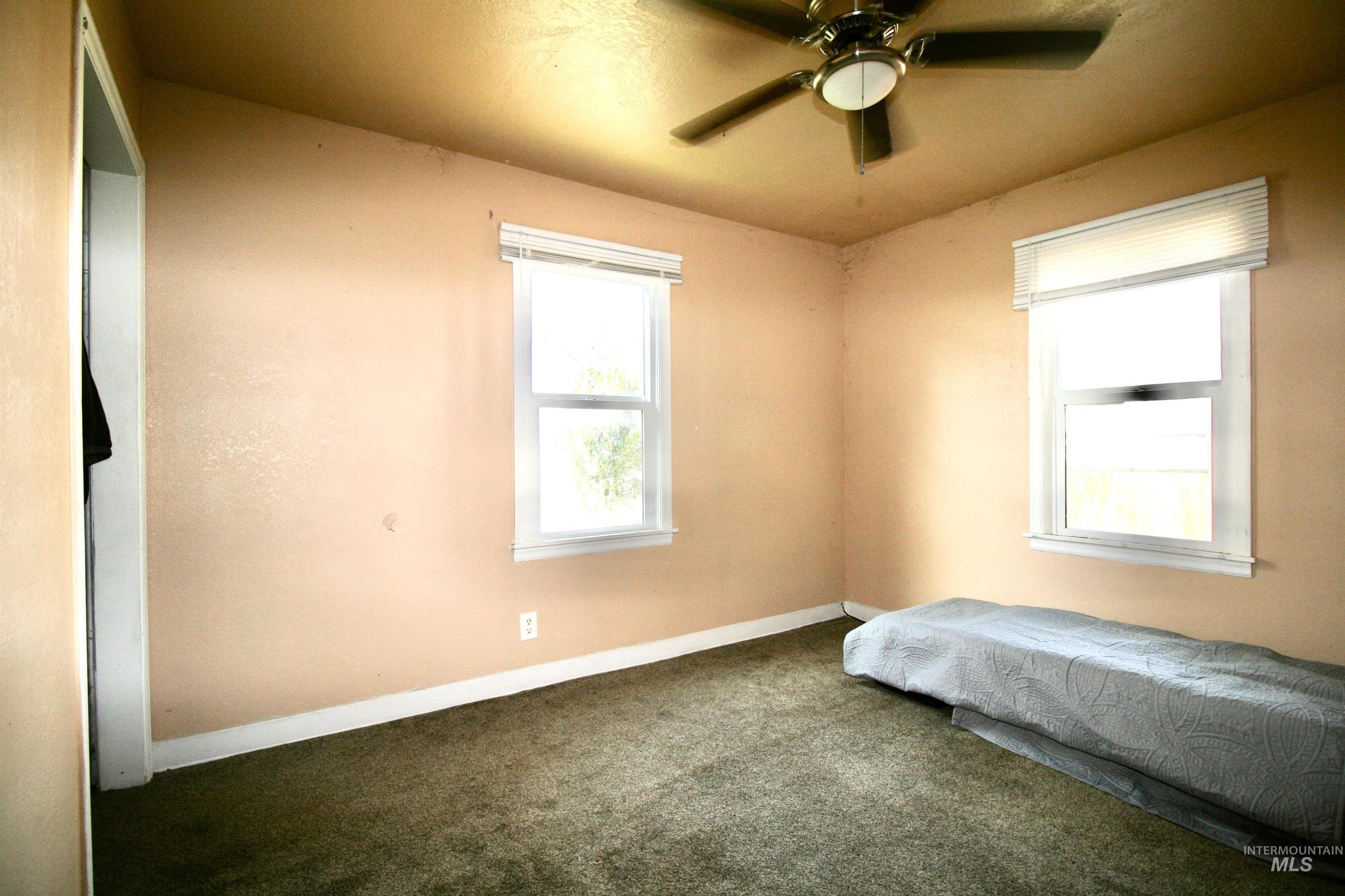 705 N 2nd Street, Nyssa, Oregon 97913, 2 Bedrooms, 1 Bathroom, Residential For Sale, Price $229,000, 98977856