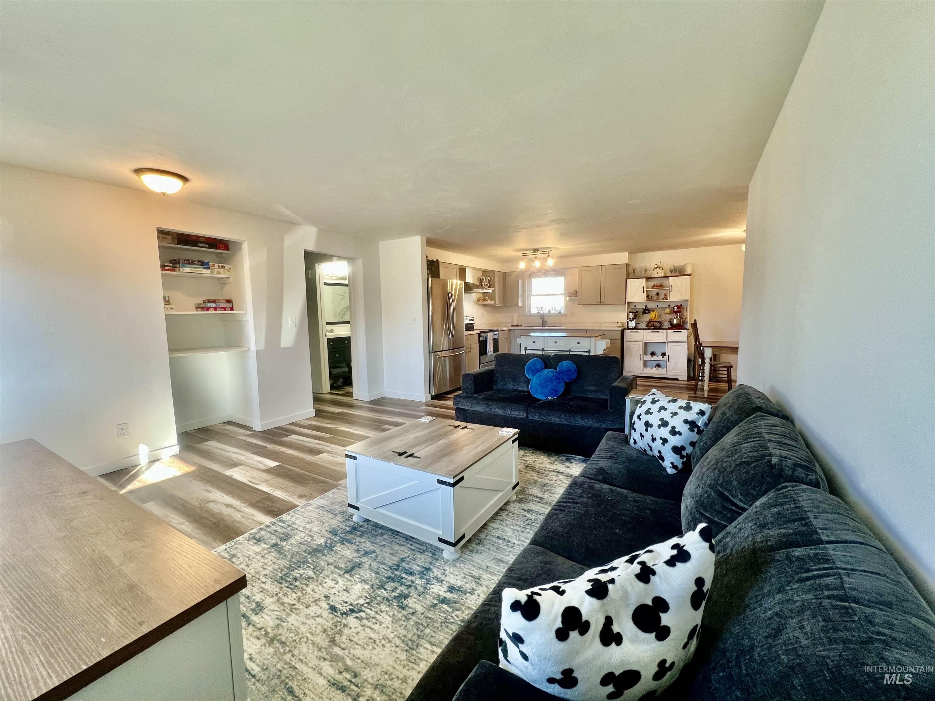 510 Laurel Dr, Mountain Home, Idaho 83647, 3 Bedrooms, 2 Bathrooms, Residential For Sale, Price $329,000, 98977857