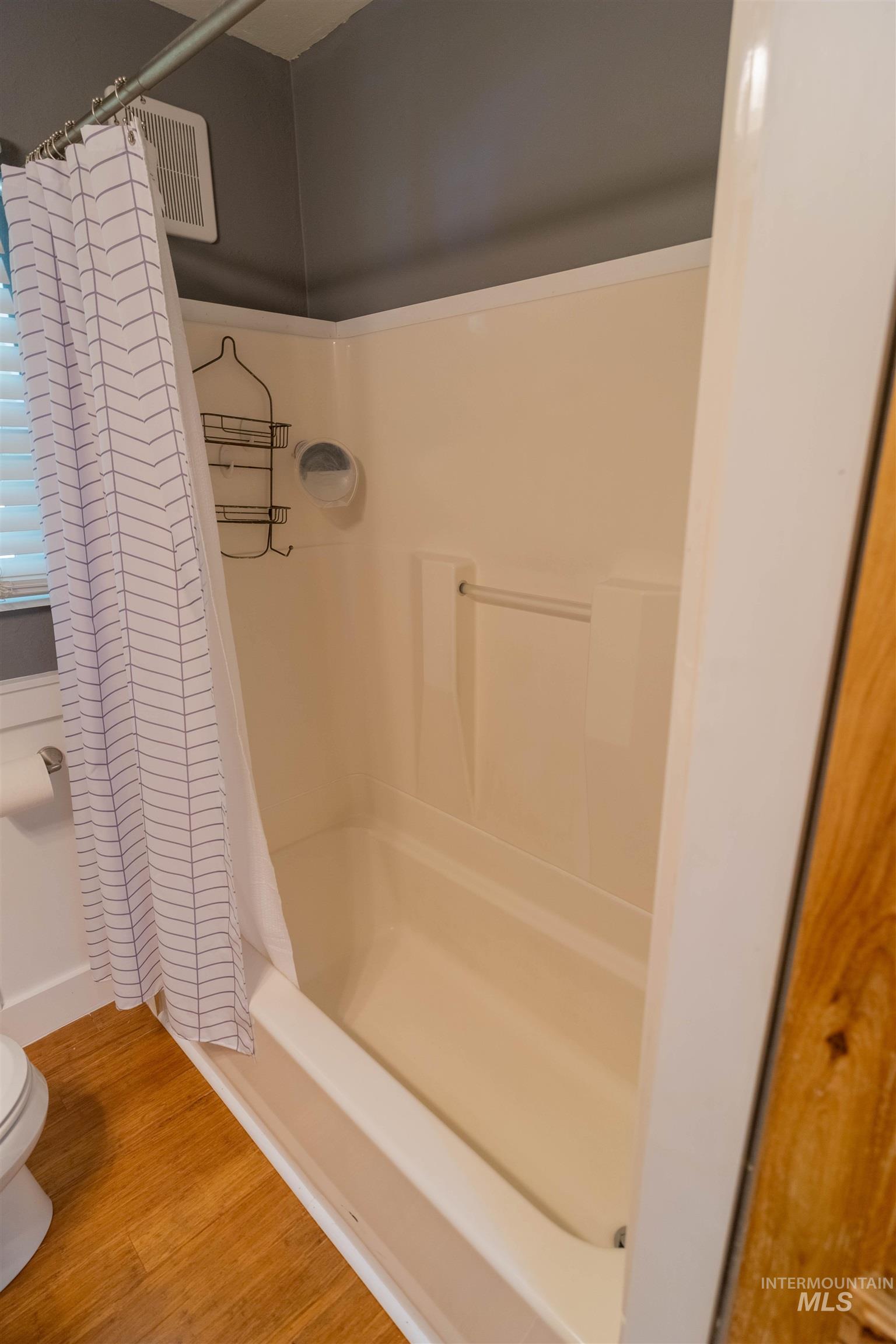 1212 14th St, Lewiston, Idaho 83501, 4 Bedrooms, 2 Bathrooms, Residential For Sale, Price $365,000,MLS 98977858