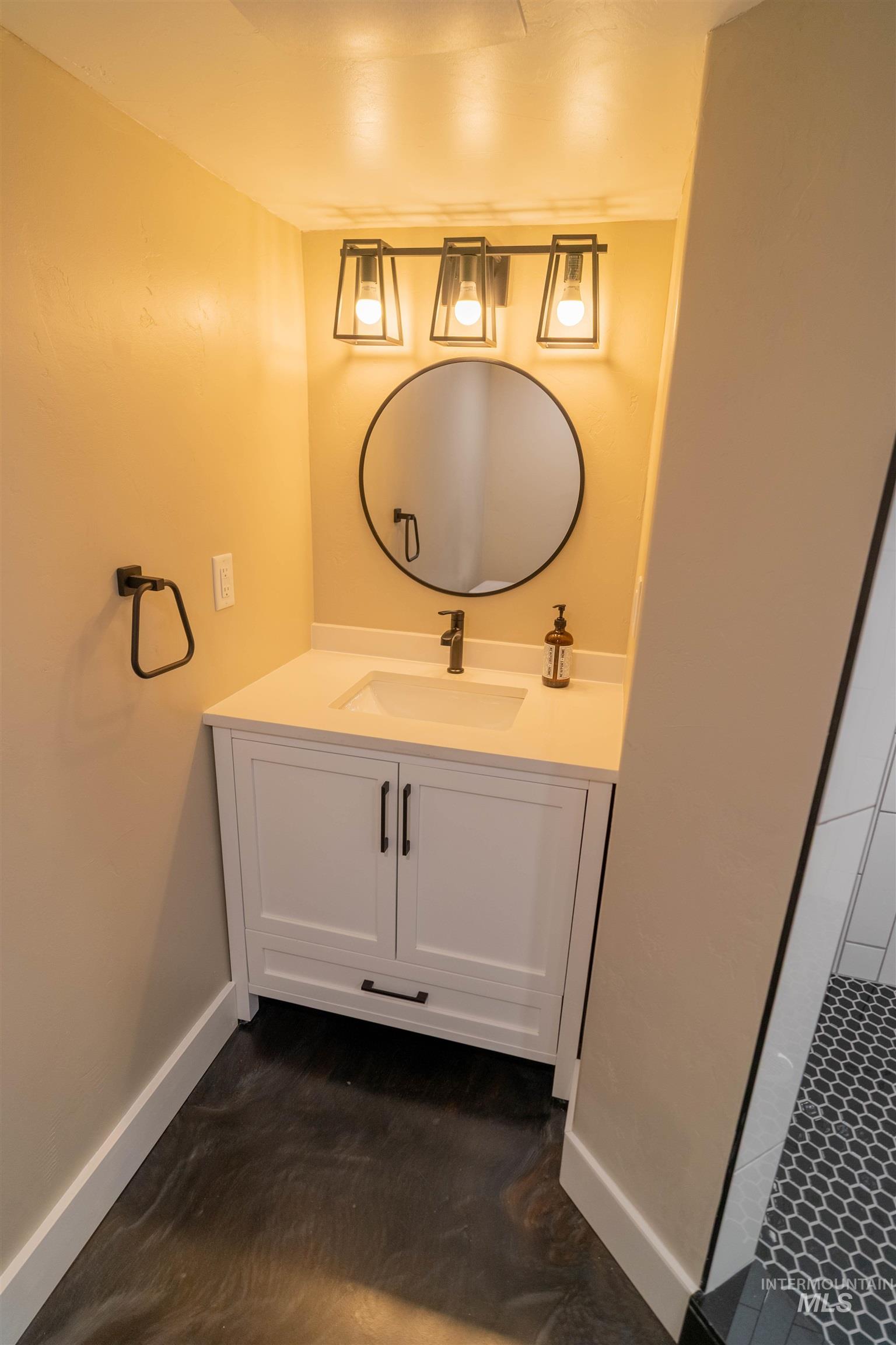 1212 14th St, Lewiston, Idaho 83501, 4 Bedrooms, 2 Bathrooms, Residential For Sale, Price $365,000,MLS 98977858