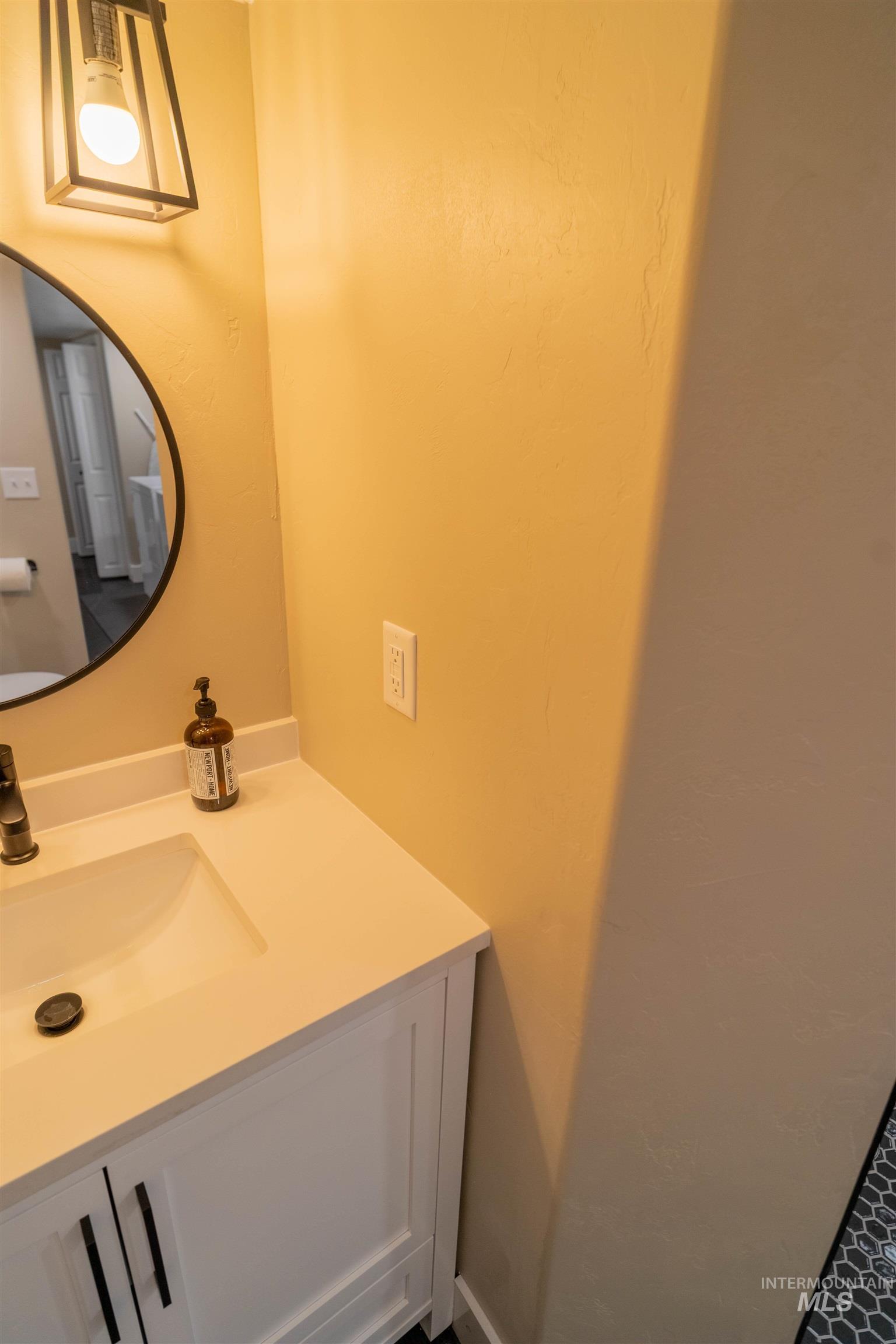 1212 14th St, Lewiston, Idaho 83501, 4 Bedrooms, 2 Bathrooms, Residential For Sale, Price $365,000,MLS 98977858