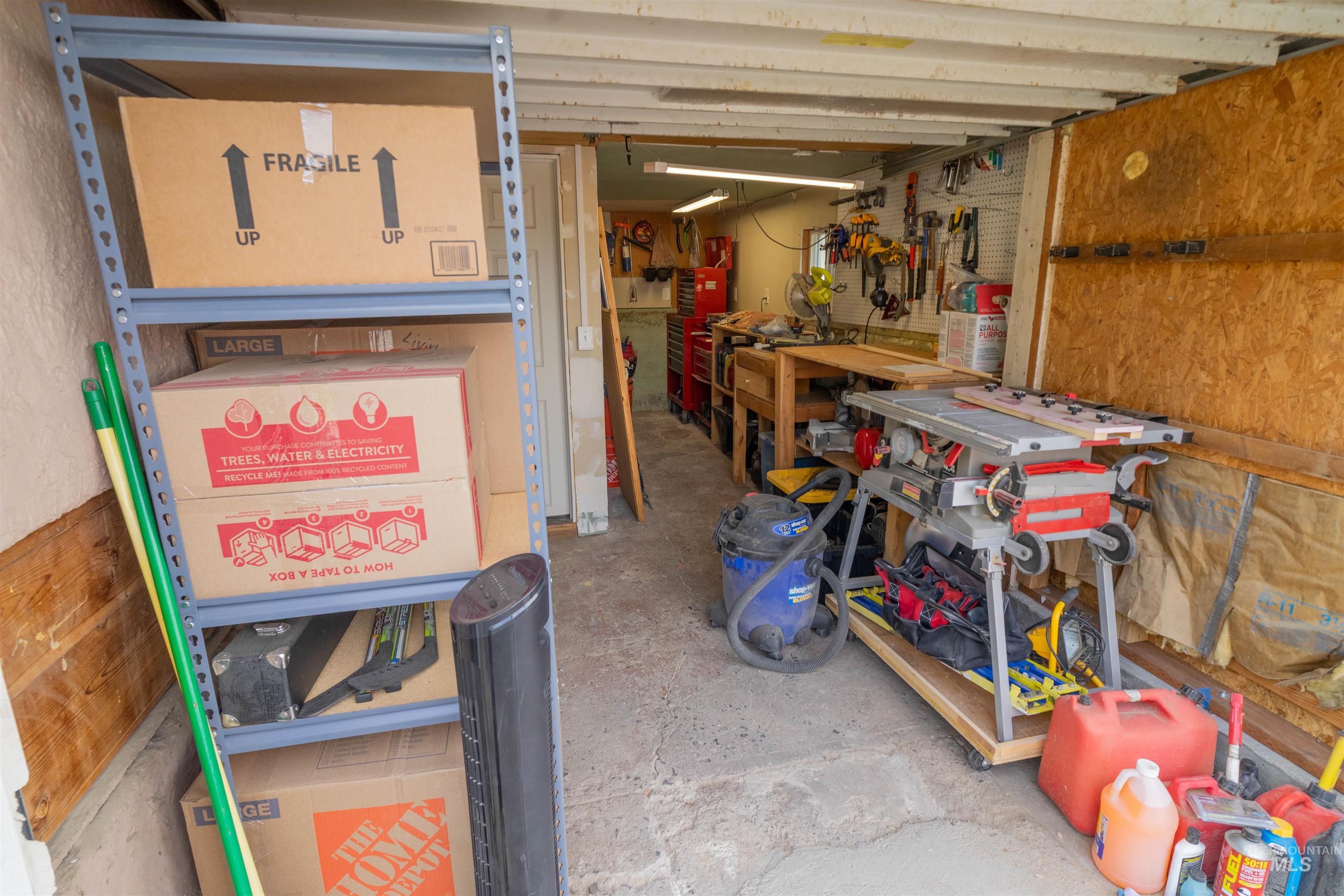 1212 14th St, Lewiston, Idaho 83501, 4 Bedrooms, 2 Bathrooms, Residential For Sale, Price $365,000,MLS 98977858