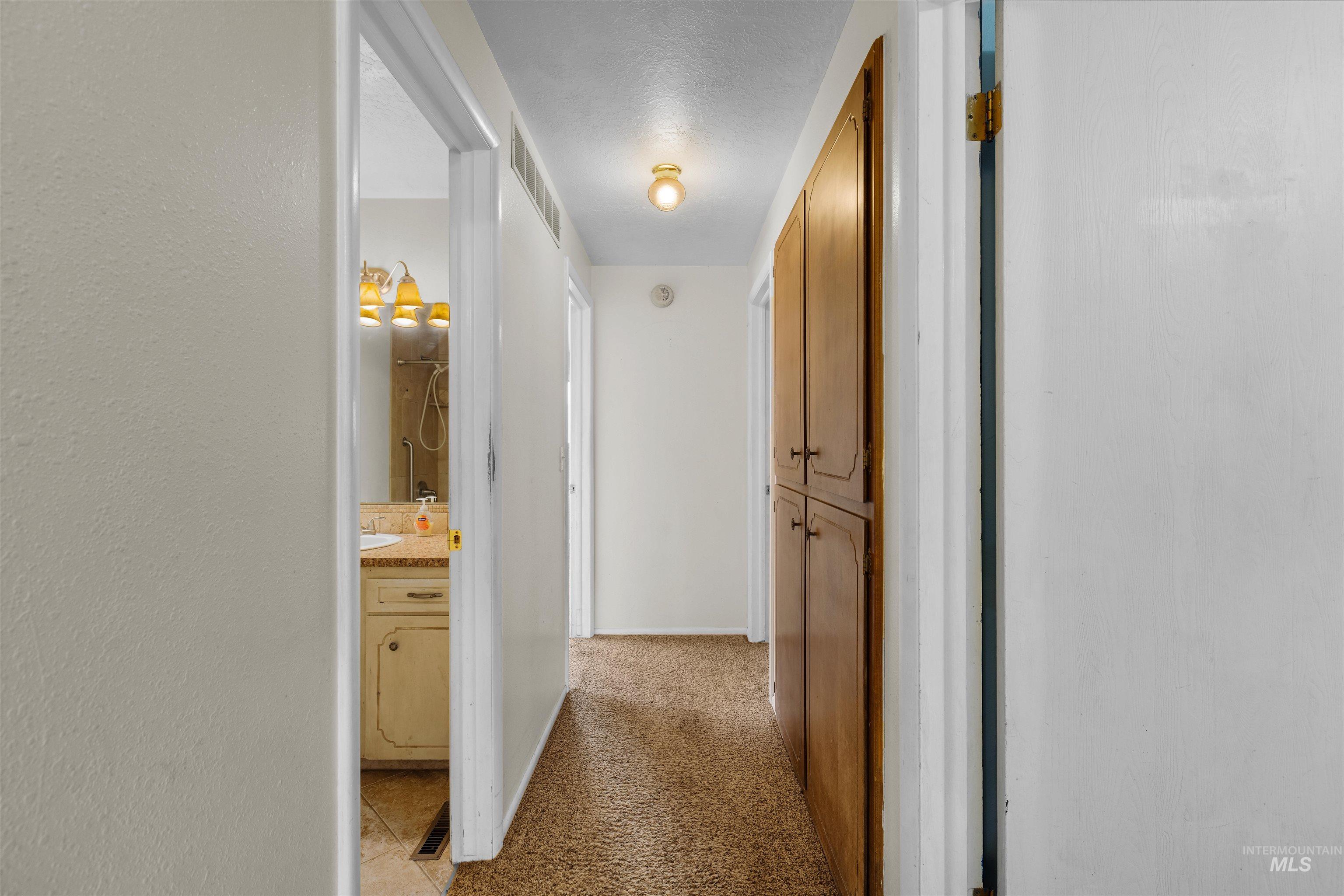 3762 S Summerset Way, Boise, Idaho 83709, 5 Bedrooms, 3 Bathrooms, Residential For Sale, Price $525,000,MLS 98977859