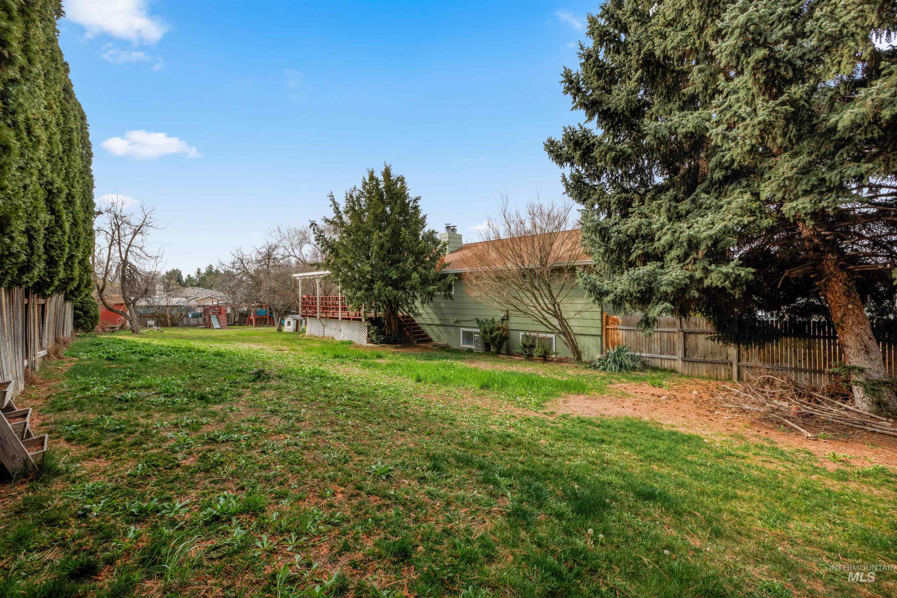 3762 S Summerset Way, Boise, Idaho 83709, 5 Bedrooms, 3 Bathrooms, Residential For Sale, Price $525,000,MLS 98977859