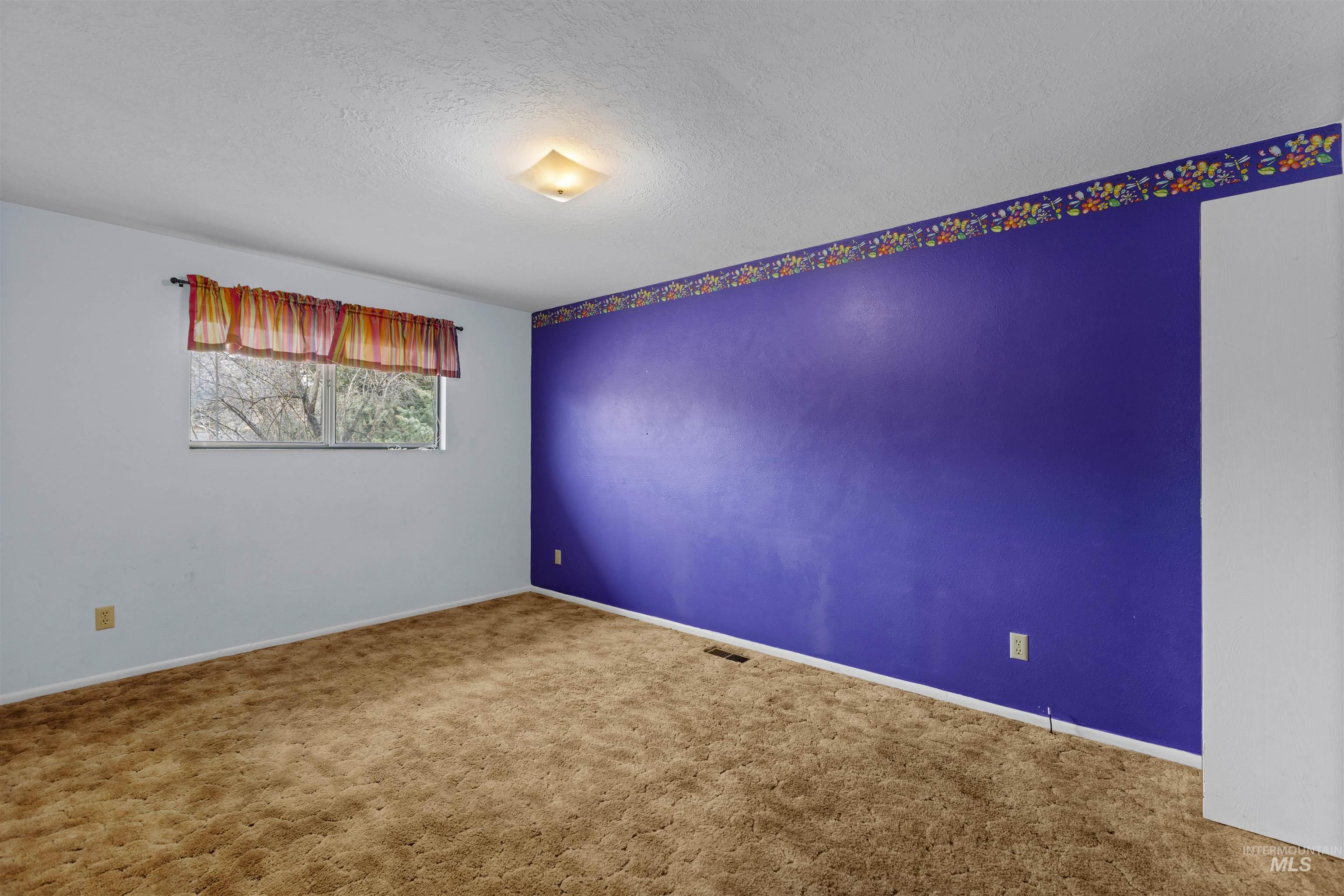 3762 S Summerset Way, Boise, Idaho 83709, 5 Bedrooms, 3 Bathrooms, Residential For Sale, Price $525,000,MLS 98977859