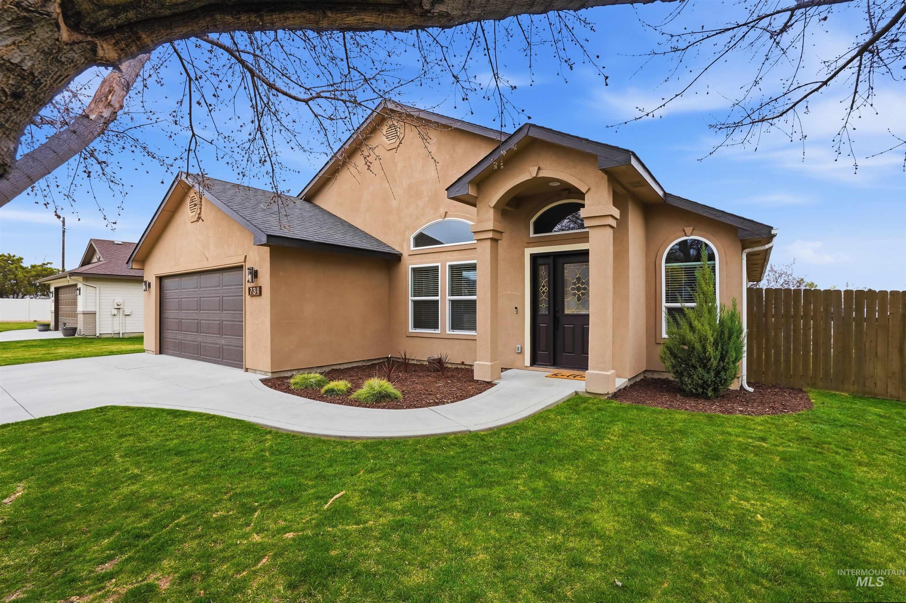 731 Triumph Dr, Middleton, Idaho 83644, 3 Bedrooms, 2 Bathrooms, Residential For Sale, Price $450,000, 98977861