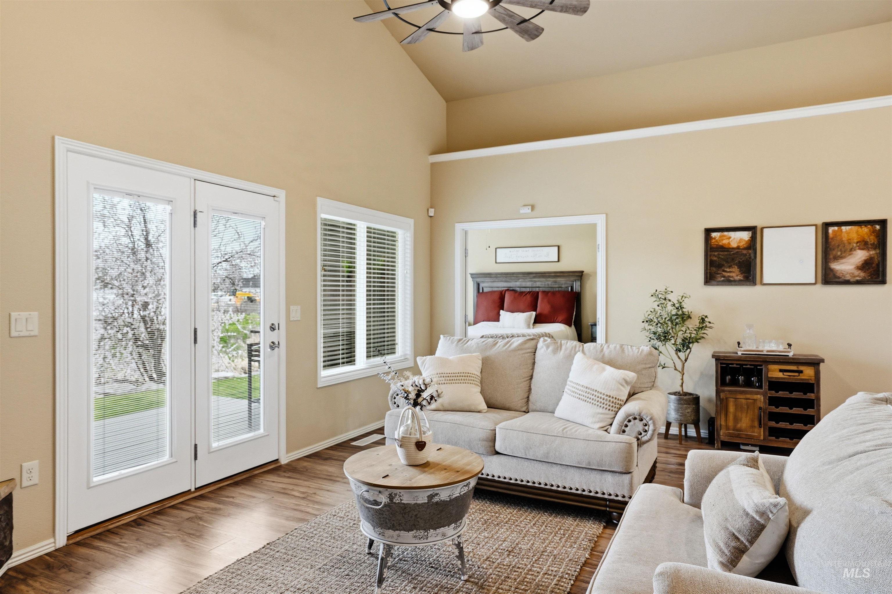 731 Triumph Dr, Middleton, Idaho 83644, 3 Bedrooms, 2 Bathrooms, Residential For Sale, Price $465,000,MLS 98977861