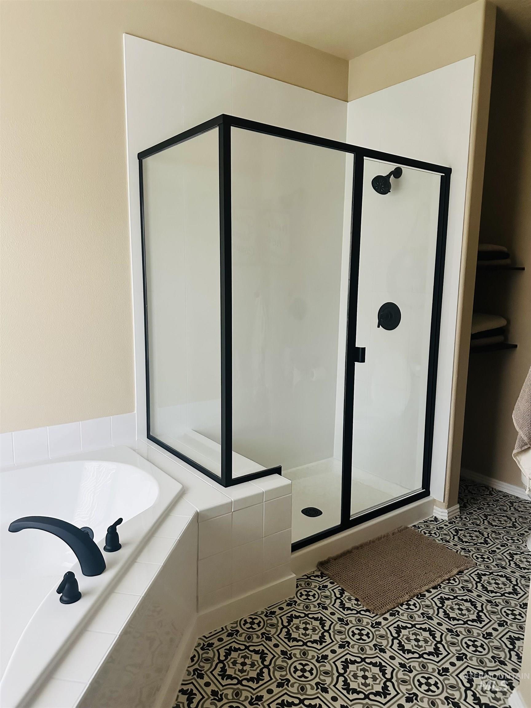 731 Triumph Dr, Middleton, Idaho 83644, 3 Bedrooms, 2 Bathrooms, Residential For Sale, Price $465,000,MLS 98977861