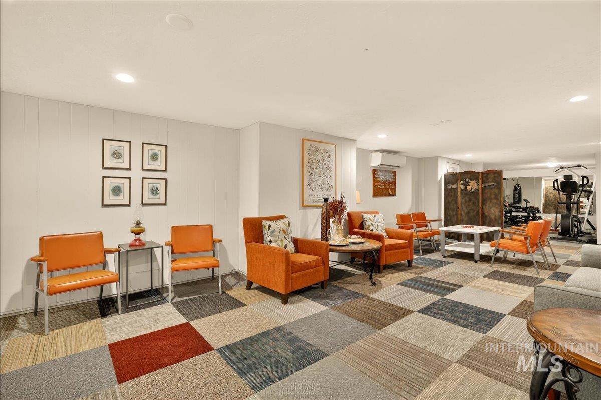 1933 N Blossom Pl, Meridian, Idaho 83646, 6 Bedrooms, 2.5 Bathrooms, Residential For Sale, Price $600,000,MLS 98977864