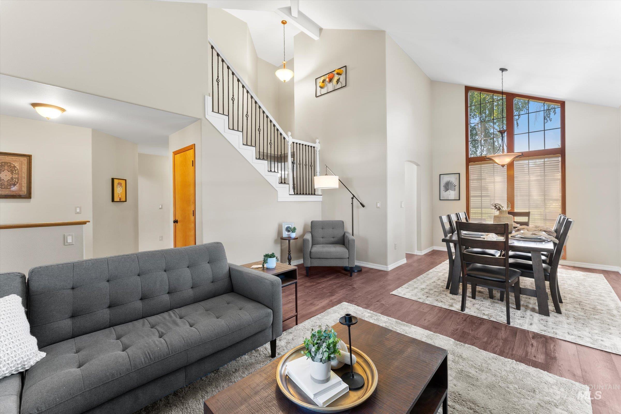 5811 W Sterling LN, Boise, Idaho 83703, 4 Bedrooms, 2.5 Bathrooms, Residential For Sale, Price $679,000,MLS 98977865