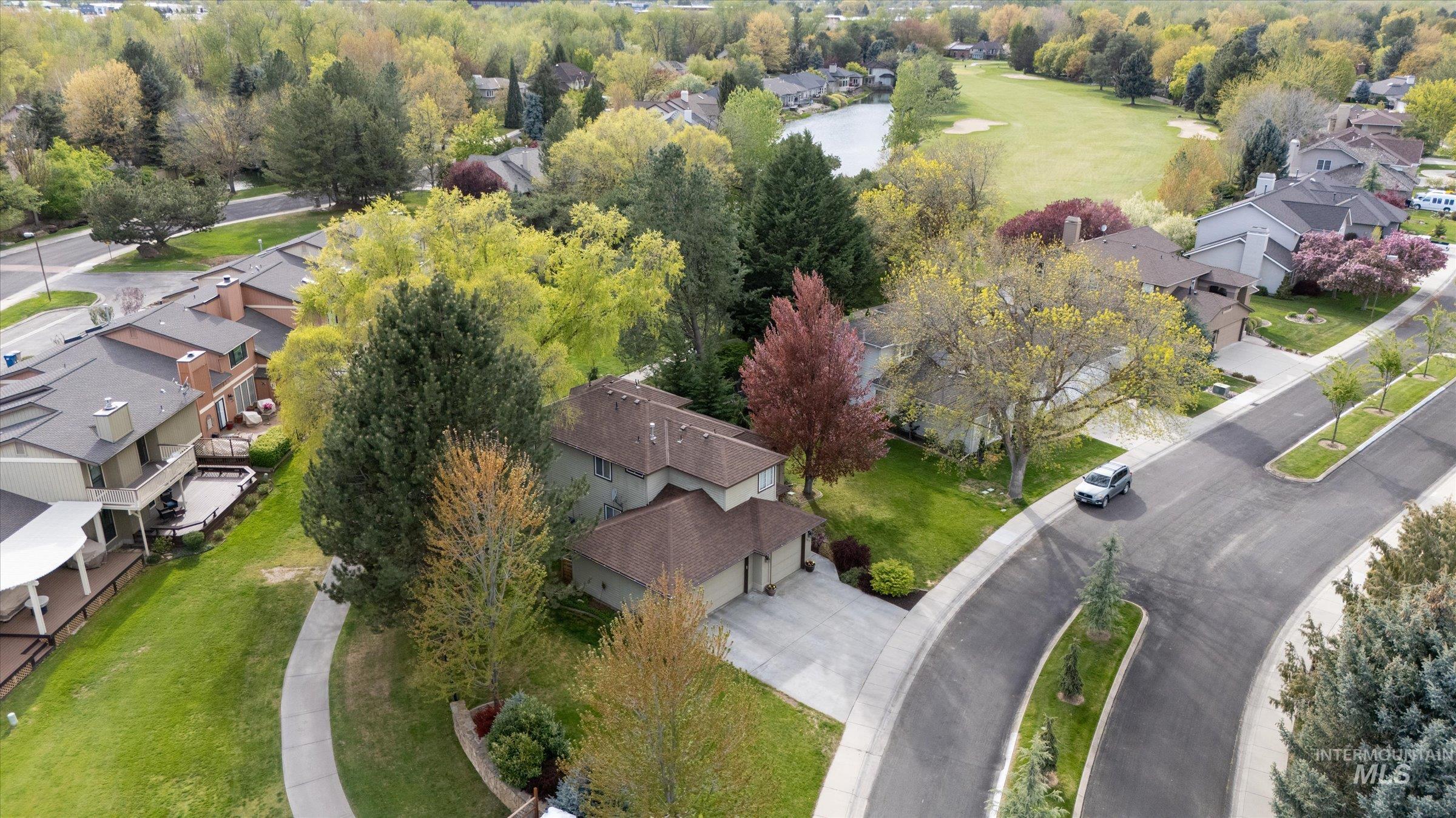 5811 W Sterling LN, Boise, Idaho 83703, 4 Bedrooms, 2.5 Bathrooms, Residential For Sale, Price $679,000,MLS 98977865