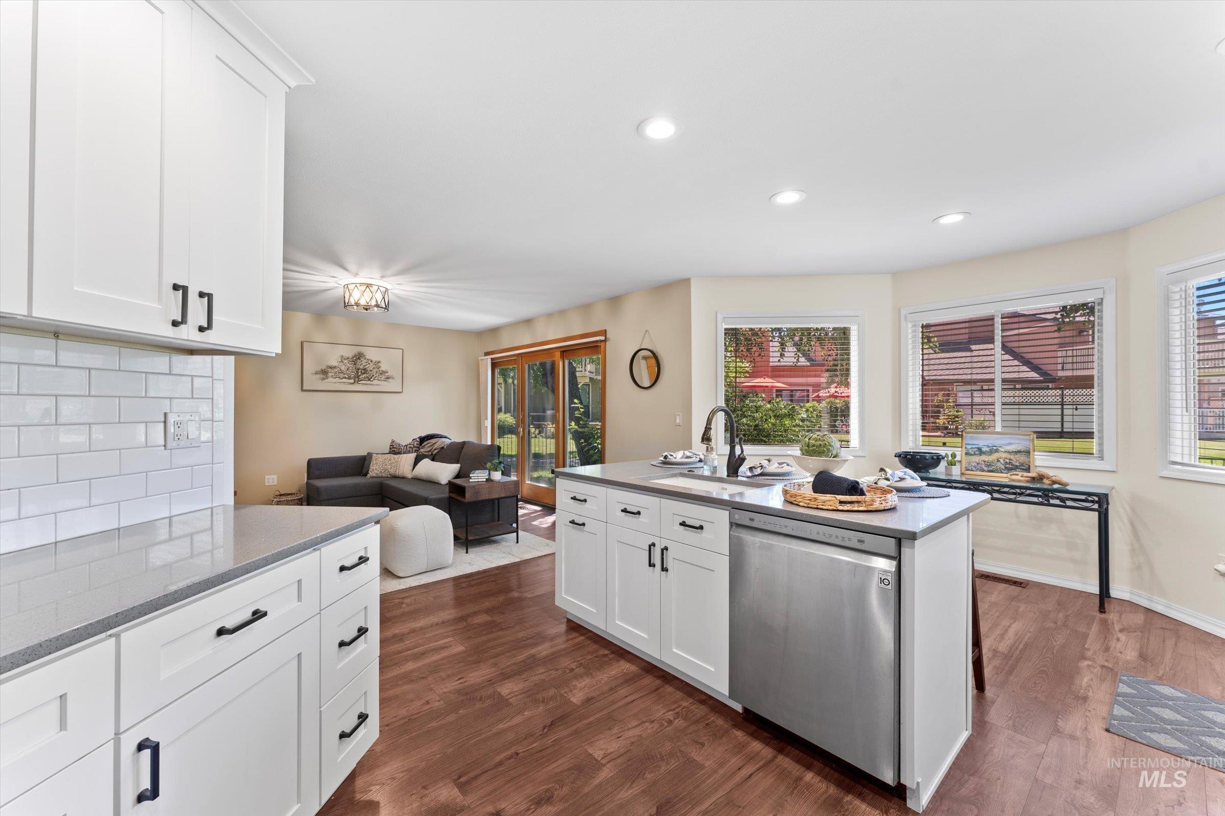 5811 W Sterling LN, Boise, Idaho 83703, 4 Bedrooms, 2.5 Bathrooms, Residential For Sale, Price $679,000,MLS 98977865