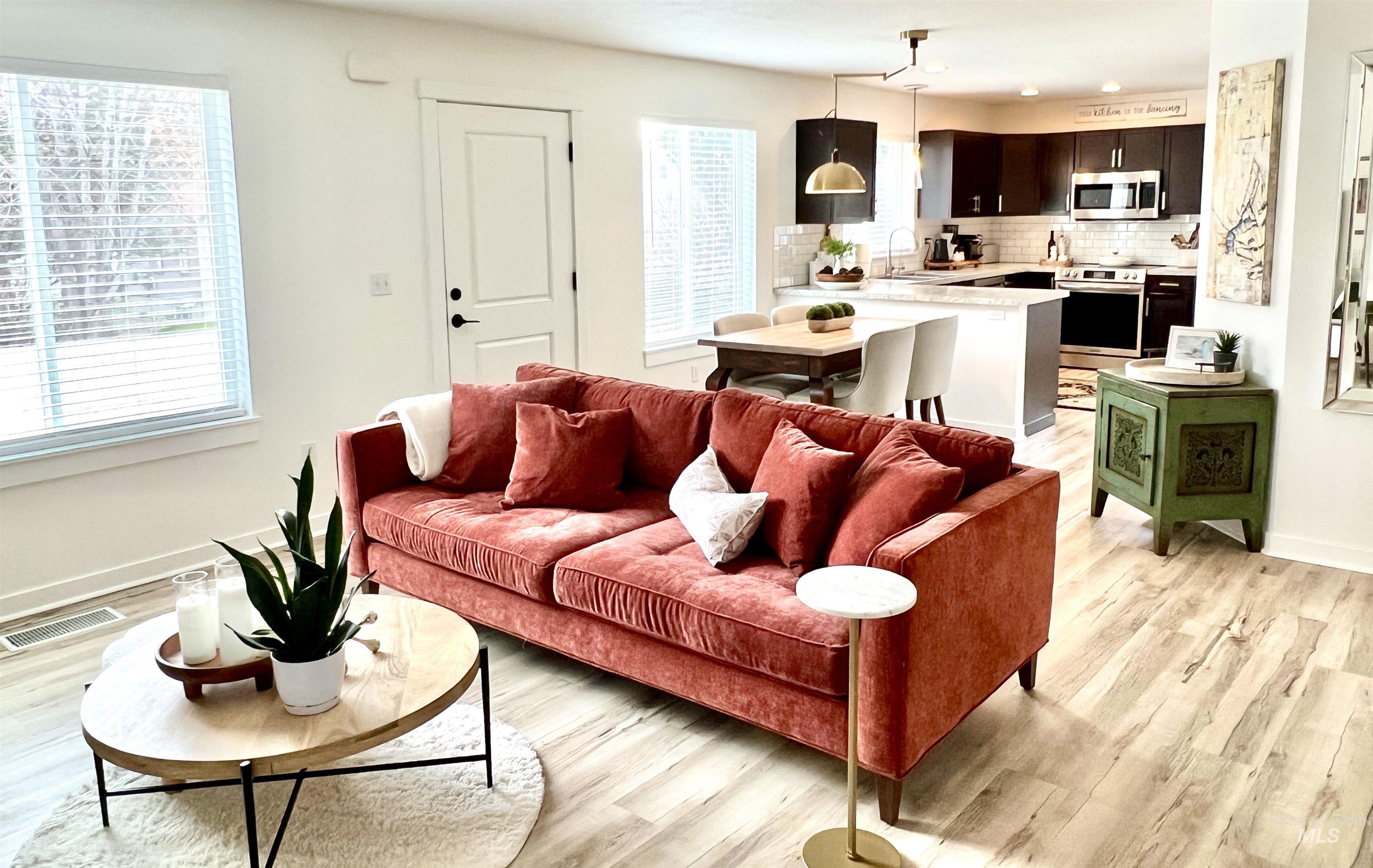 1518 E Florida Ave, Nampa, Idaho 83686-5656, 3 Bedrooms, 2 Bathrooms, Residential For Sale, Price $424,900,MLS 98977868