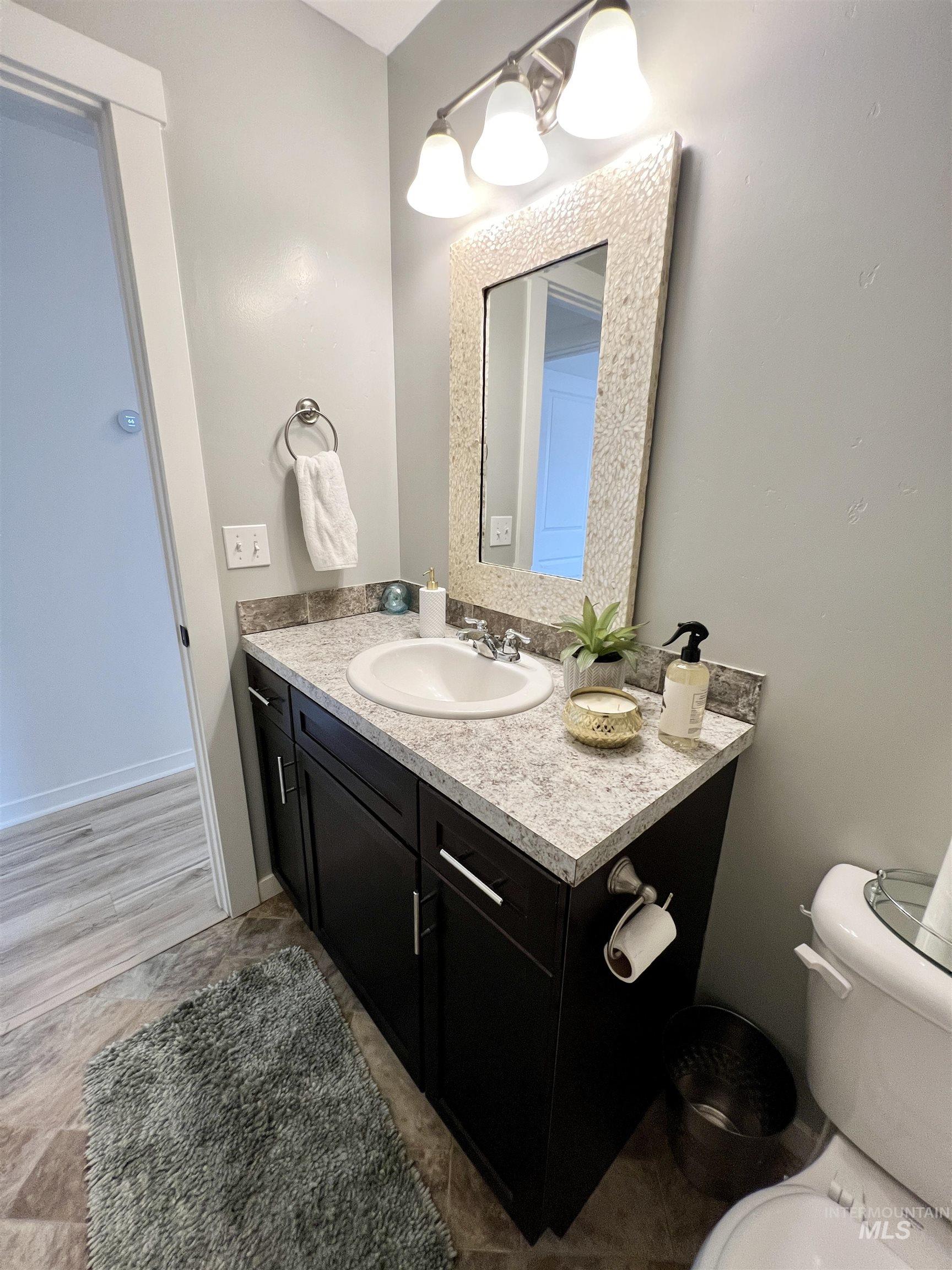 1518 E Florida Ave, Nampa, Idaho 83686-5656, 3 Bedrooms, 2 Bathrooms, Residential For Sale, Price $424,900,MLS 98977868