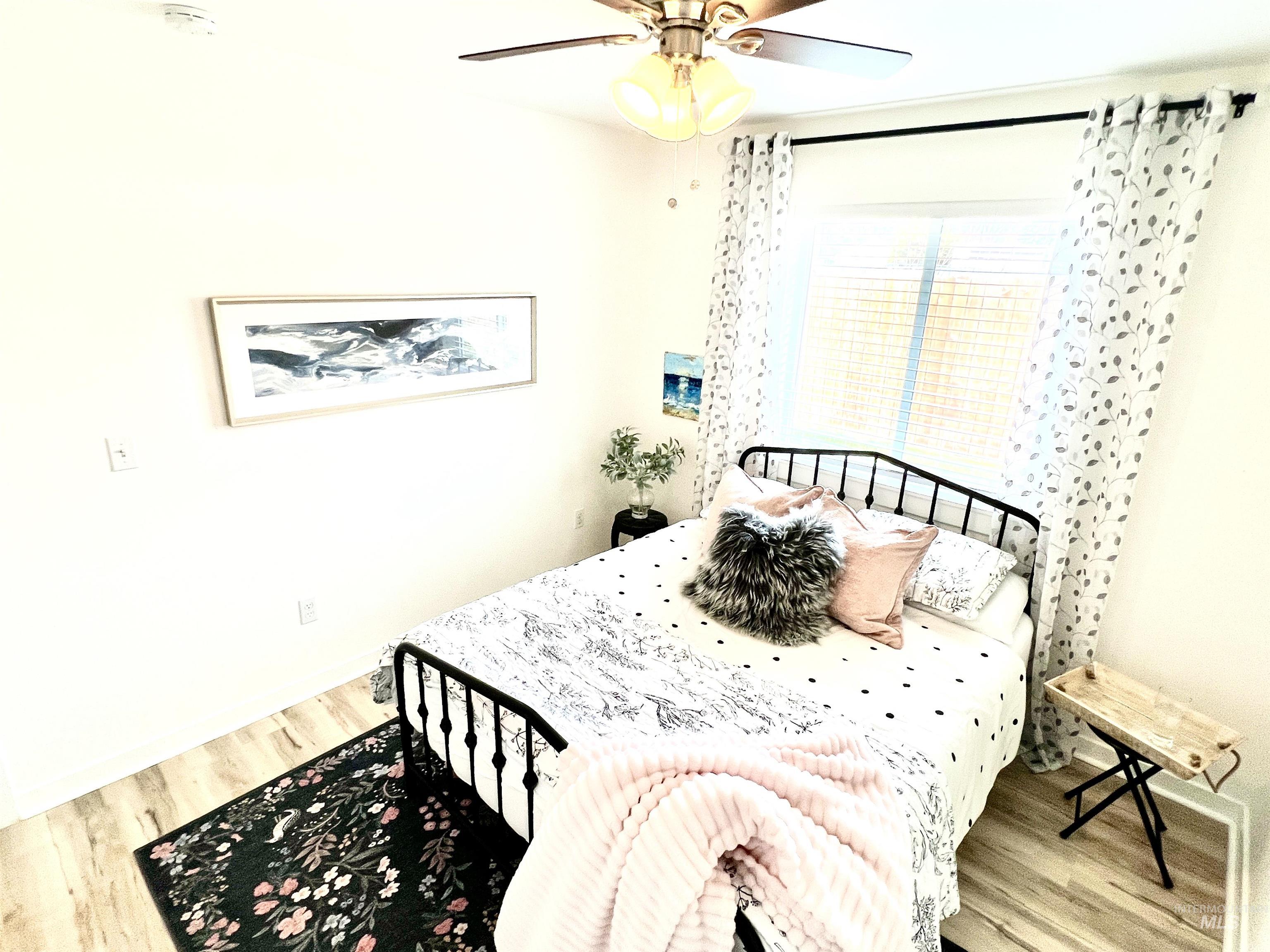 1518 E Florida Ave, Nampa, Idaho 83686-5656, 3 Bedrooms, 2 Bathrooms, Residential For Sale, Price $415,000,MLS 98977868